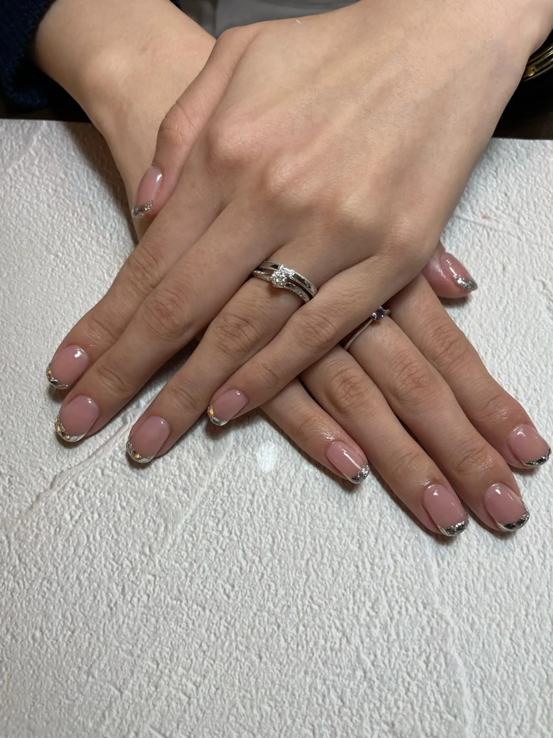 ネイル フレンチネイル ジェルネイル ガラスフレンチ キラキラネイル オフィスネイル BLANCEnail所属・BLANCnail yuuのネイルデザイン