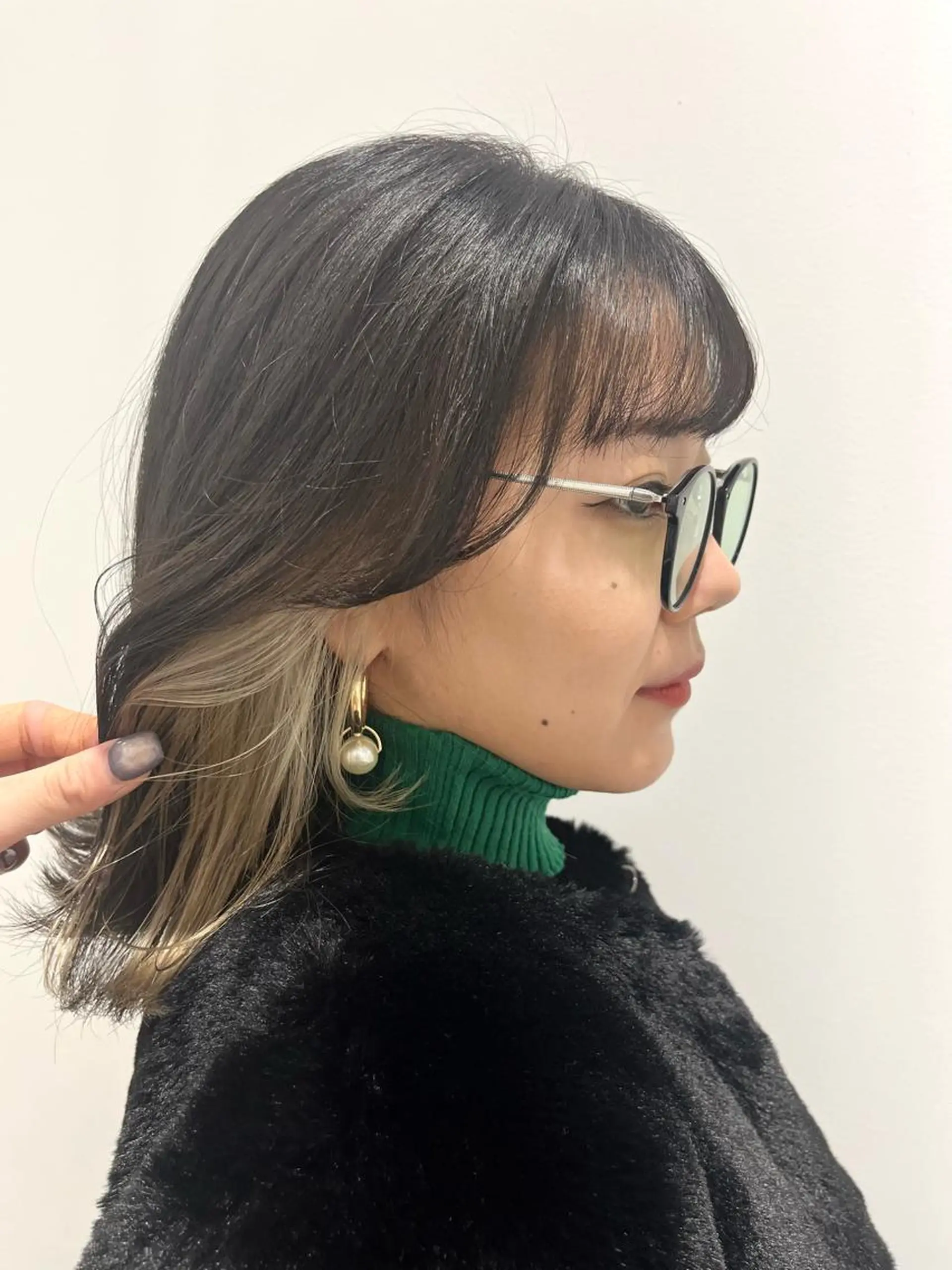 ショート カラー ベージュカラー ブリーチ イヤリングカラー ホワイトベージュ カット ヘアカラー ボブ/美髪矯正 /佐藤　奈巳のヘアスタイル