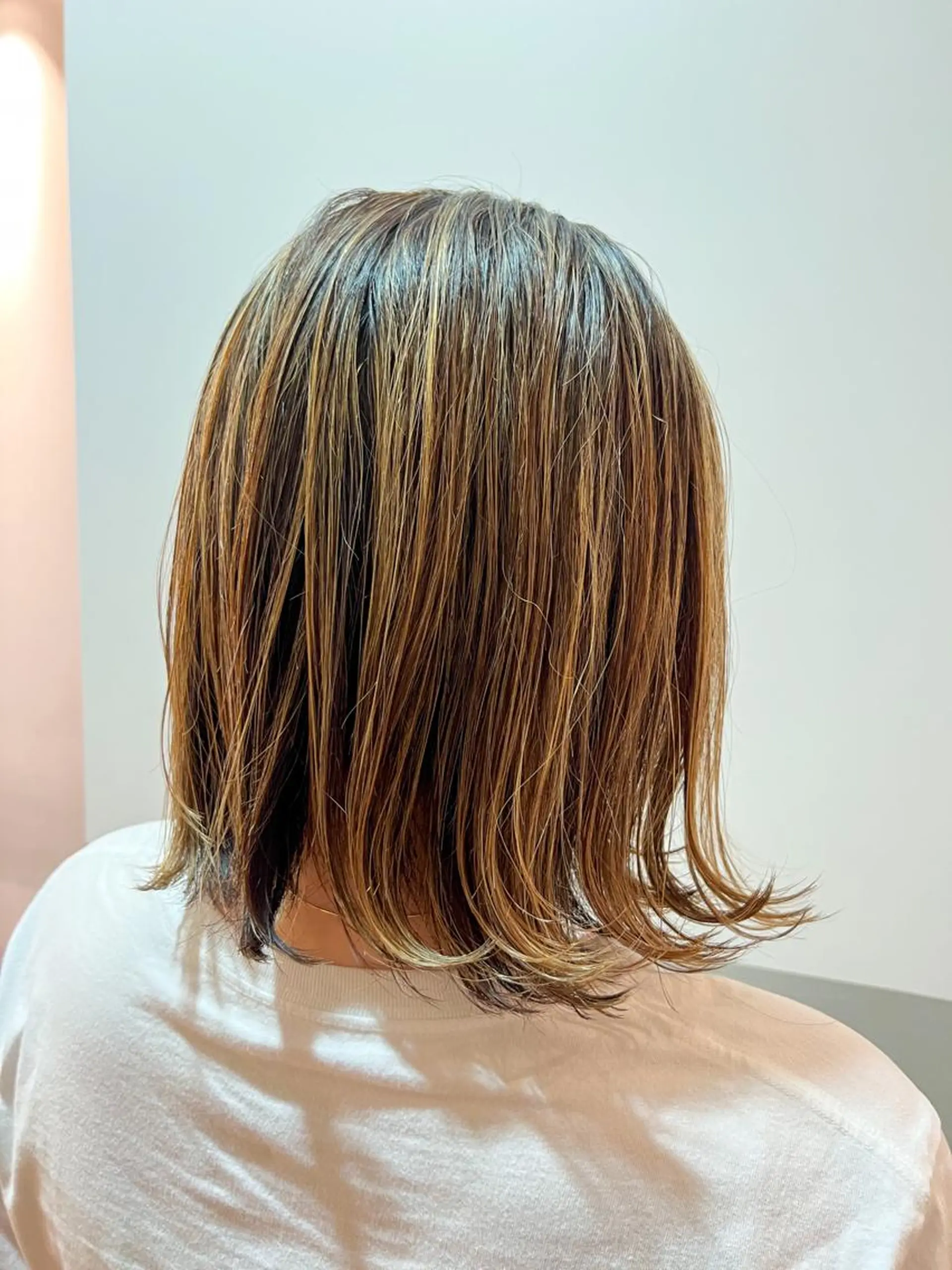 ショート カラー ハイライトカラー ハイライト メンズカット曲がる 縮毛矯正佐々木タクマのヘアスタイル