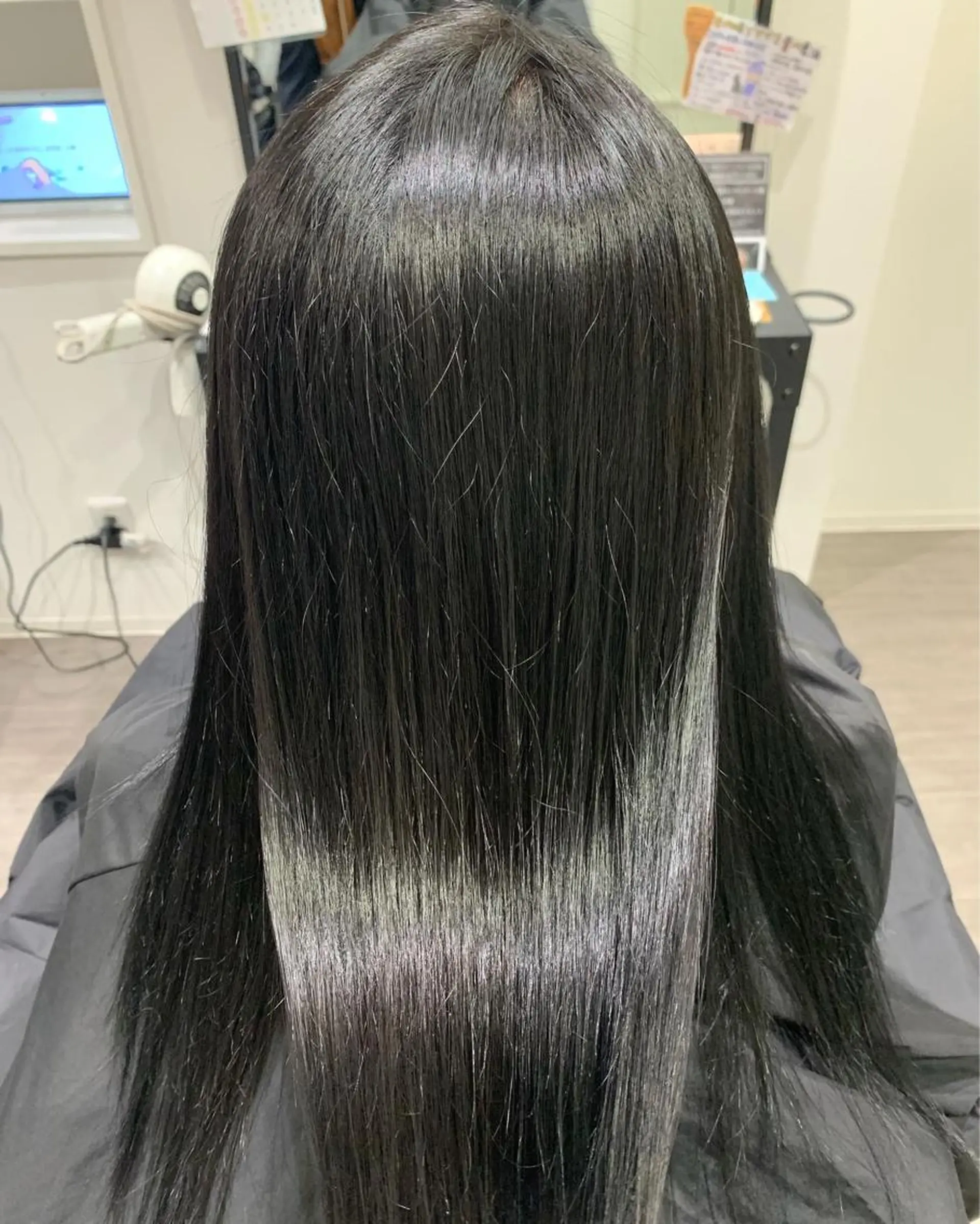 ロング 【酸性ストレート】 宮下和明のヘアスタイル