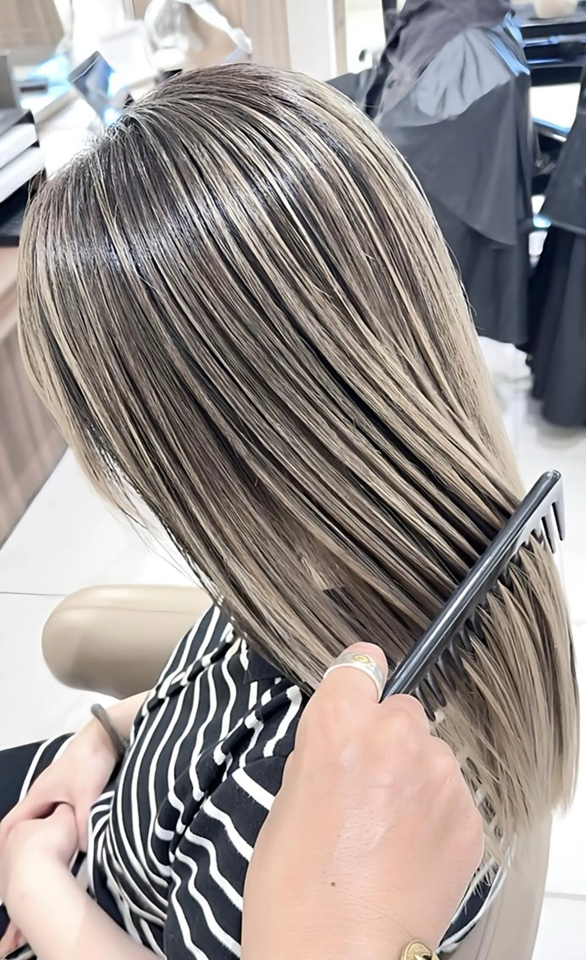 ロング カラー バレイヤージュ 髪質改善 レイヤーカット ヘアカラー トリートメント 大宮/バレイヤージュ 髪質改善/澤田隆誠のヘアスタイル