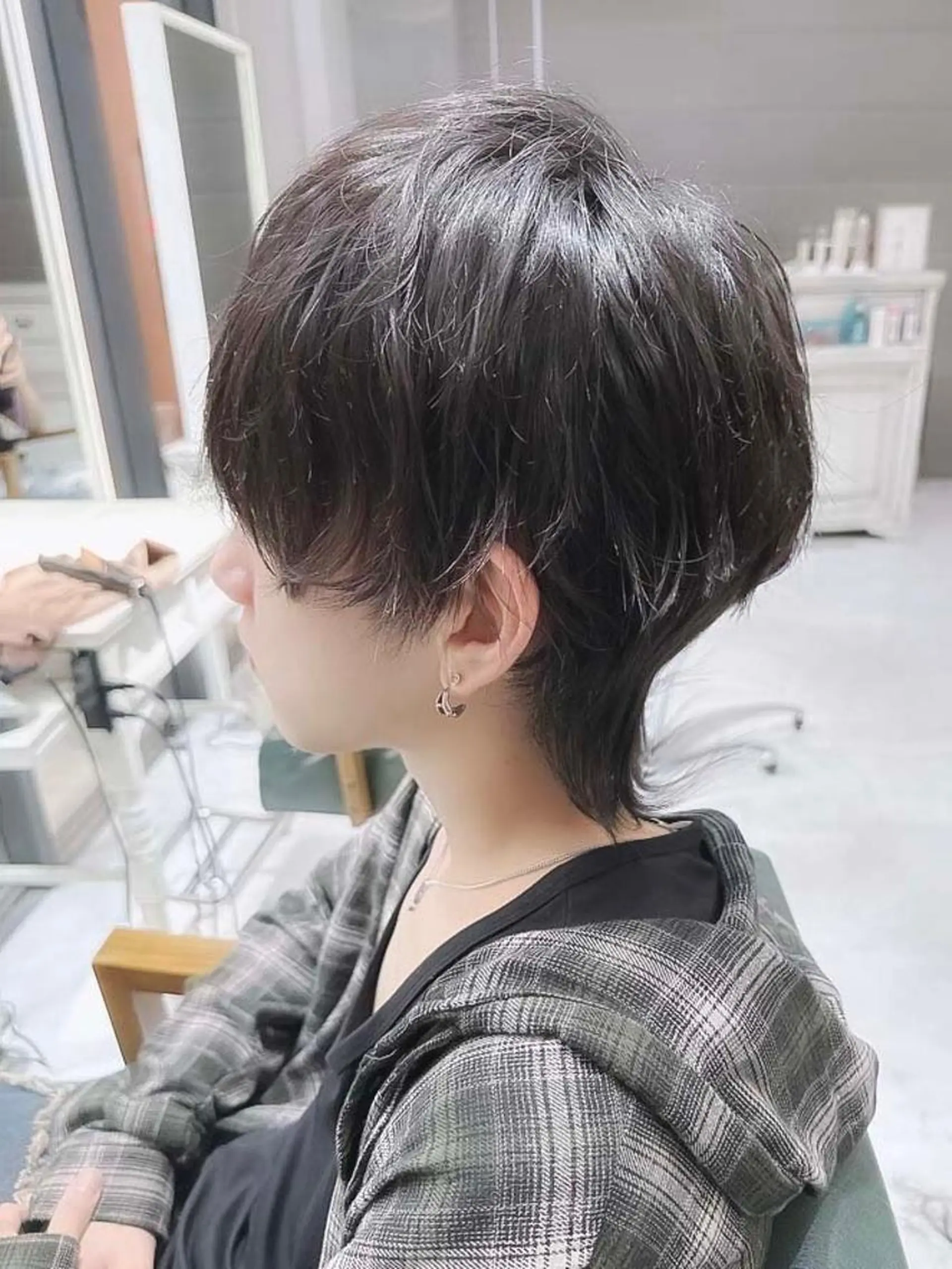 ショート カラー ヘアアレンジ メンズ メンズブリーチ メンズ韓国風 韓国マッシュ マッシュ ツーブロック 𝐑𝐈𝐍𝐊𝐀 🐷🖤のヘアスタイル