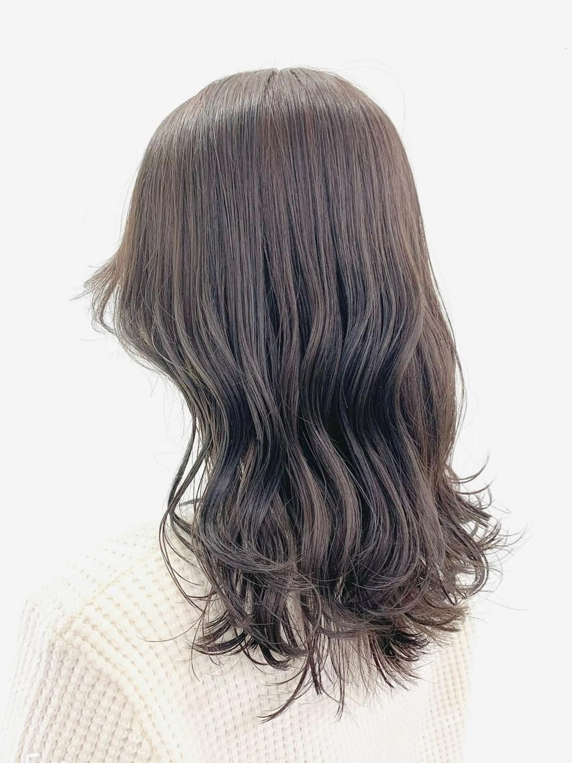 ミディアム 新宿/小顔レイヤー/ 顔まわり/西慶太朗のヘアスタイル