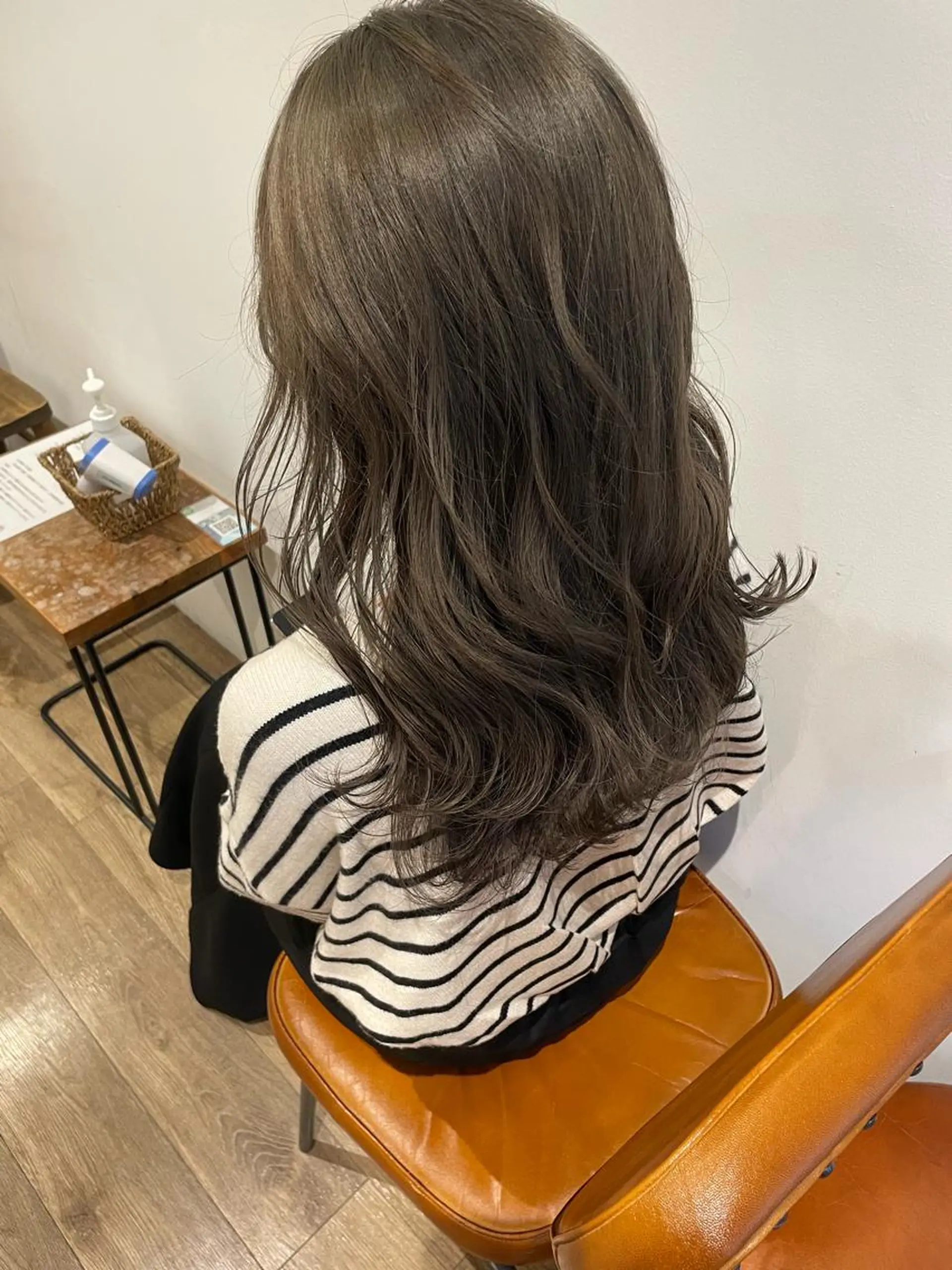 ロング Megu/ベージュ/ 透明感カラーのヘアスタイル