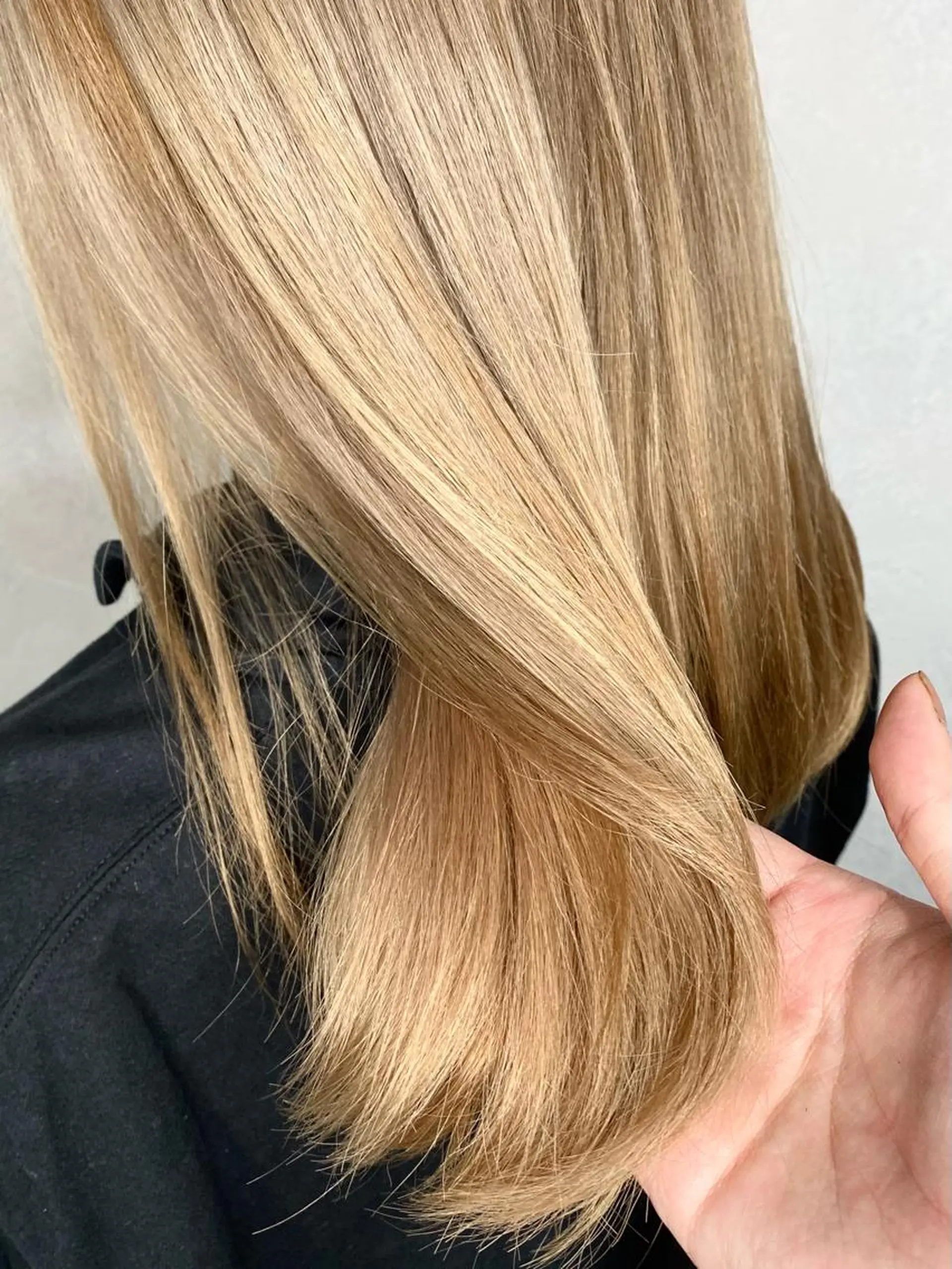 ロング カラー ベージュカラー 🌾内山 龍介🌾のヘアスタイル