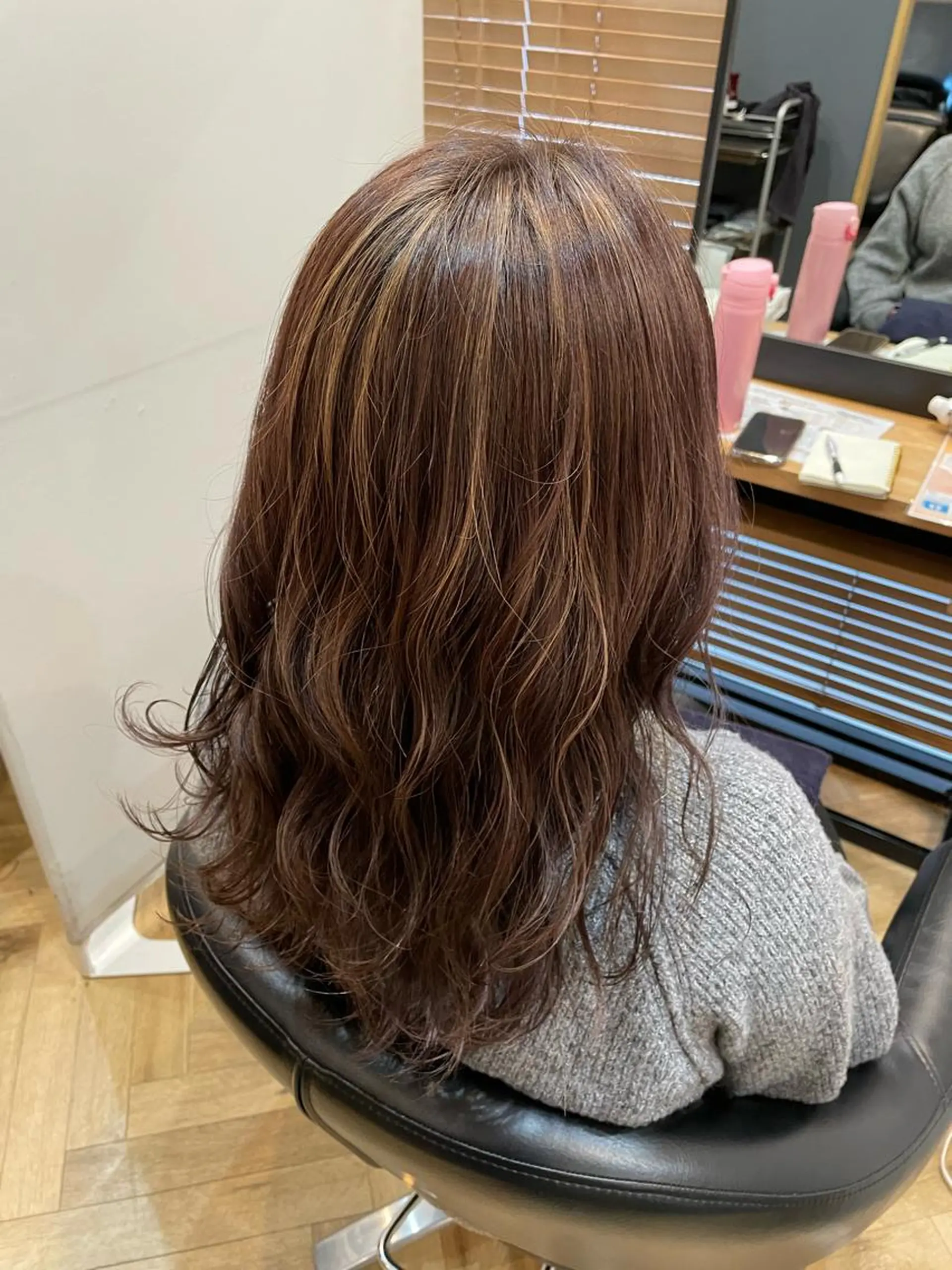 セミロング ハイライト 韓国ヘア/レイヤー 🇰🇷/艶髪/長橋のヘアスタイル
