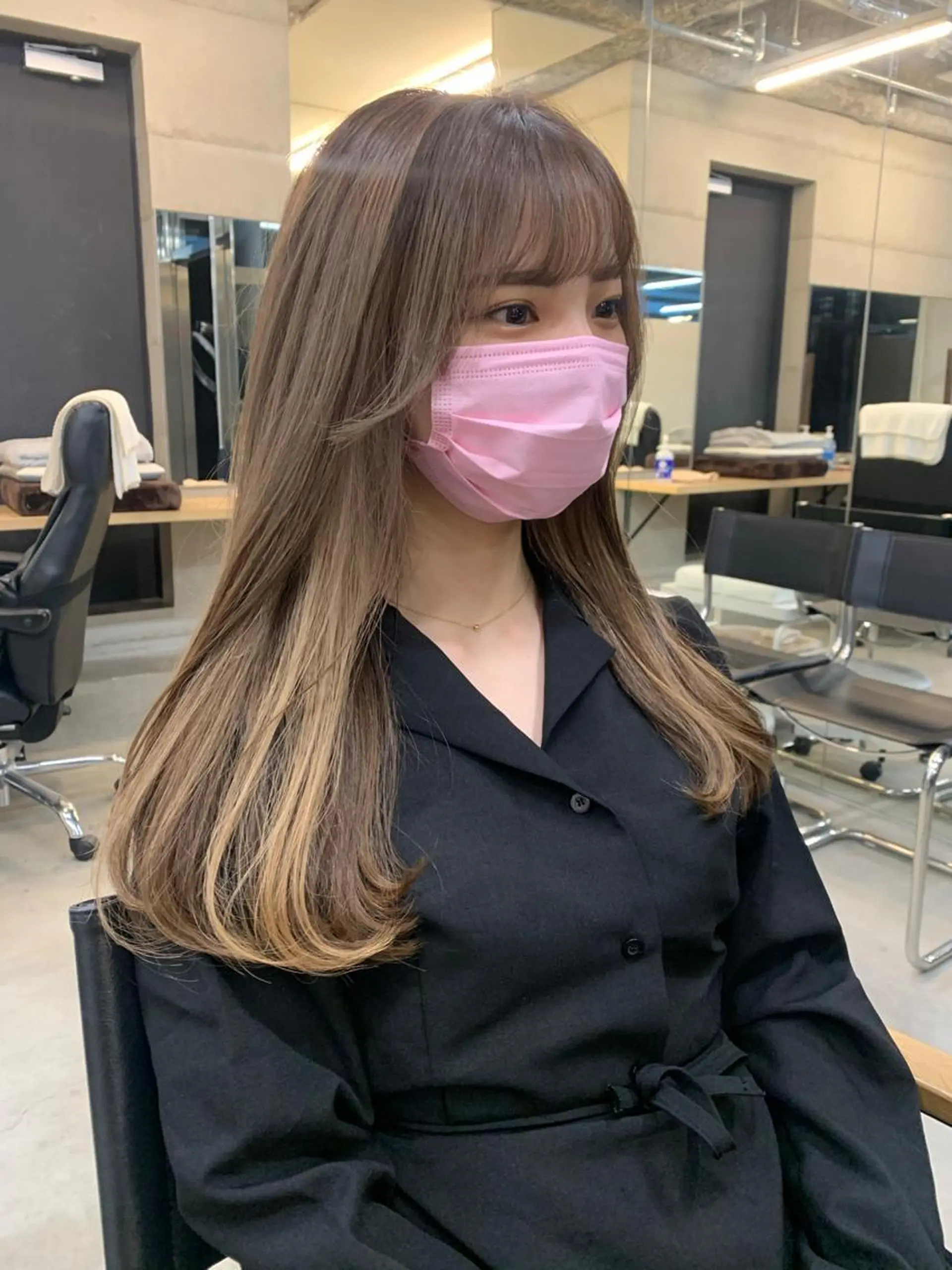 ミディアム カラー カット ヘアカラー トリートメント ヘッドスパ 透明感/オリーブ/ グレージュ/YUKAのヘアスタイル