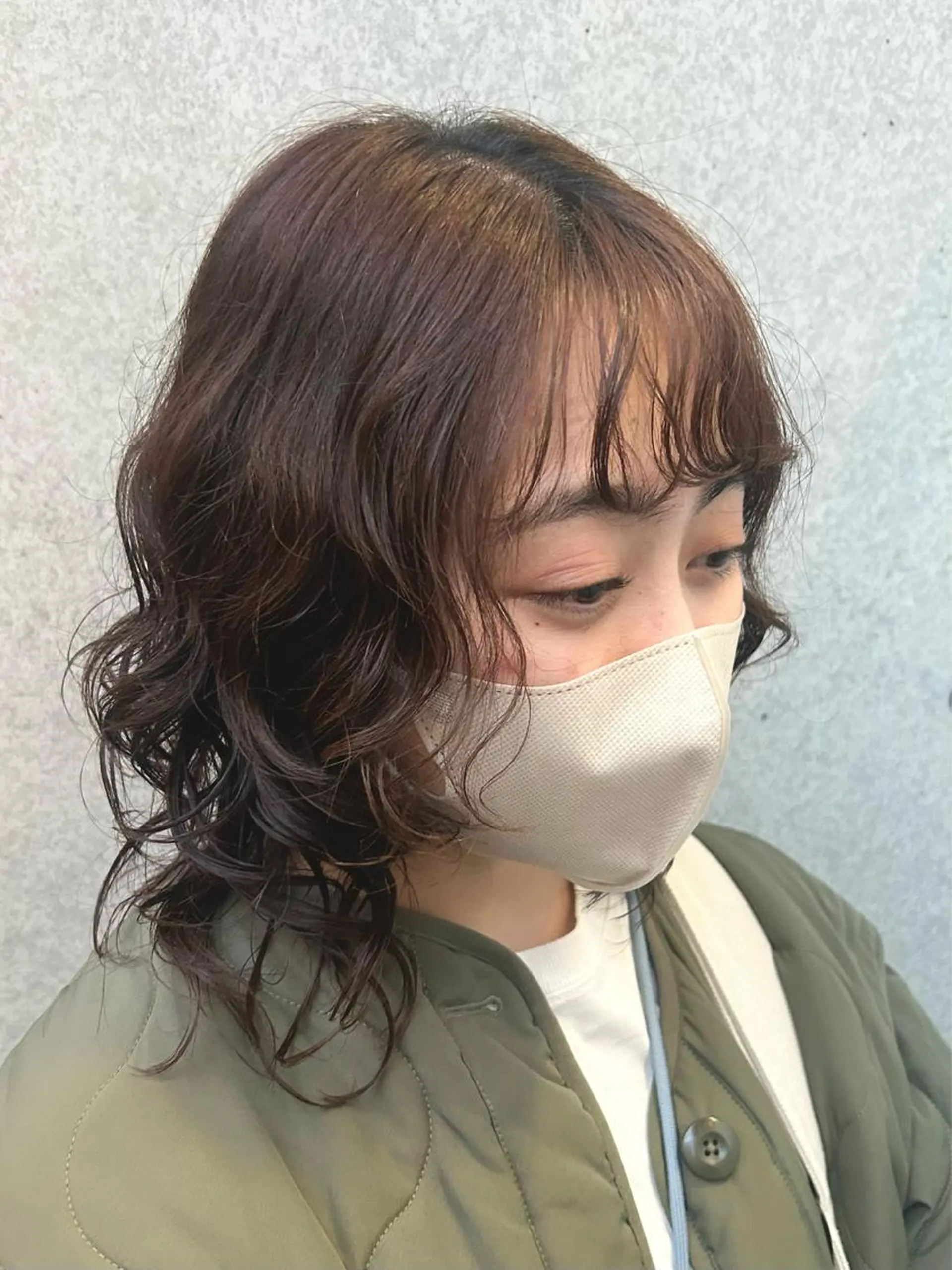 ミディアム ミディアムパーマ ウルフカット 阪口 依美奈のヘアスタイル