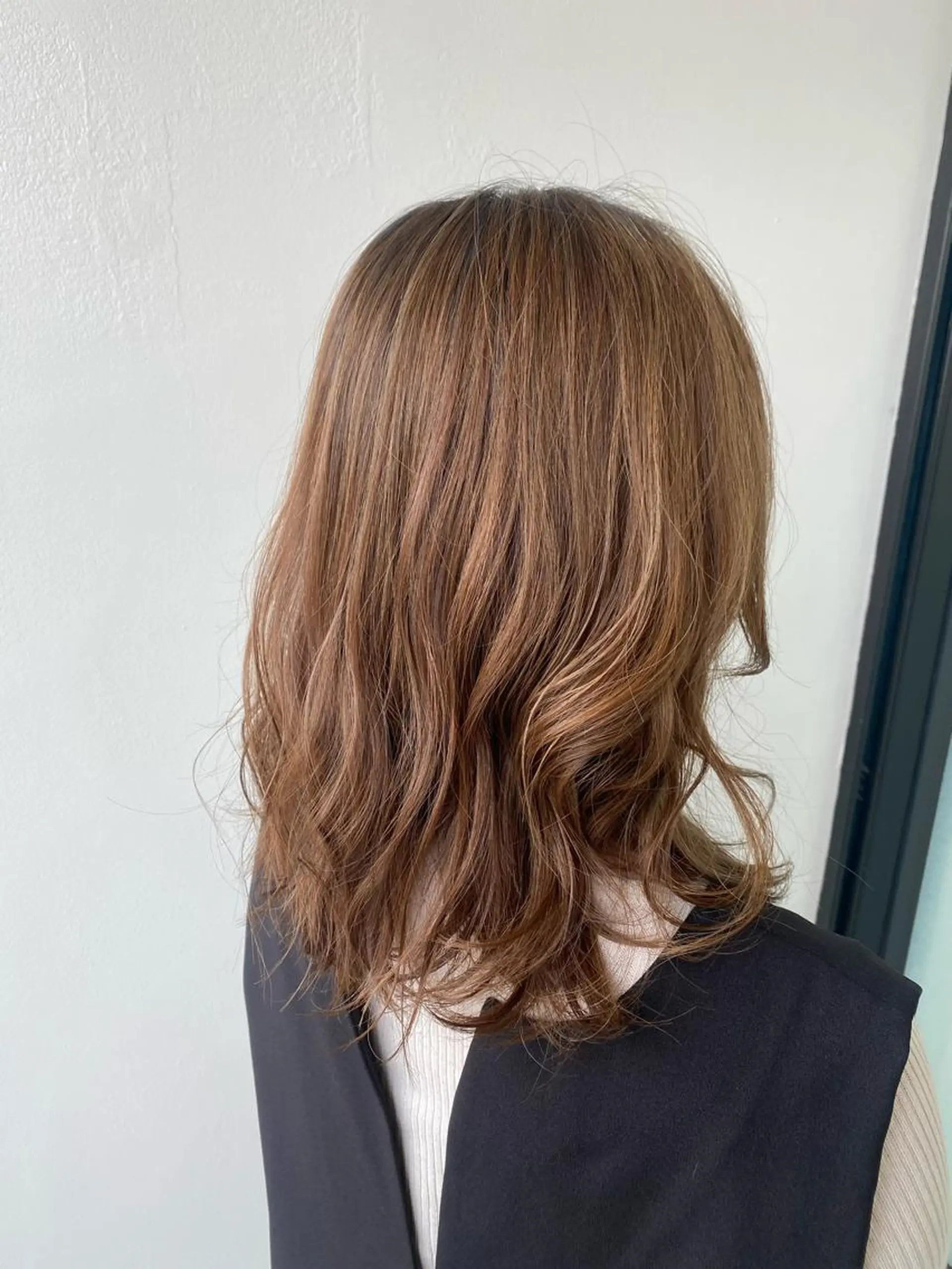 セミロング ハイライト ase.糸島店所属・UEDA AYAのヘアスタイル