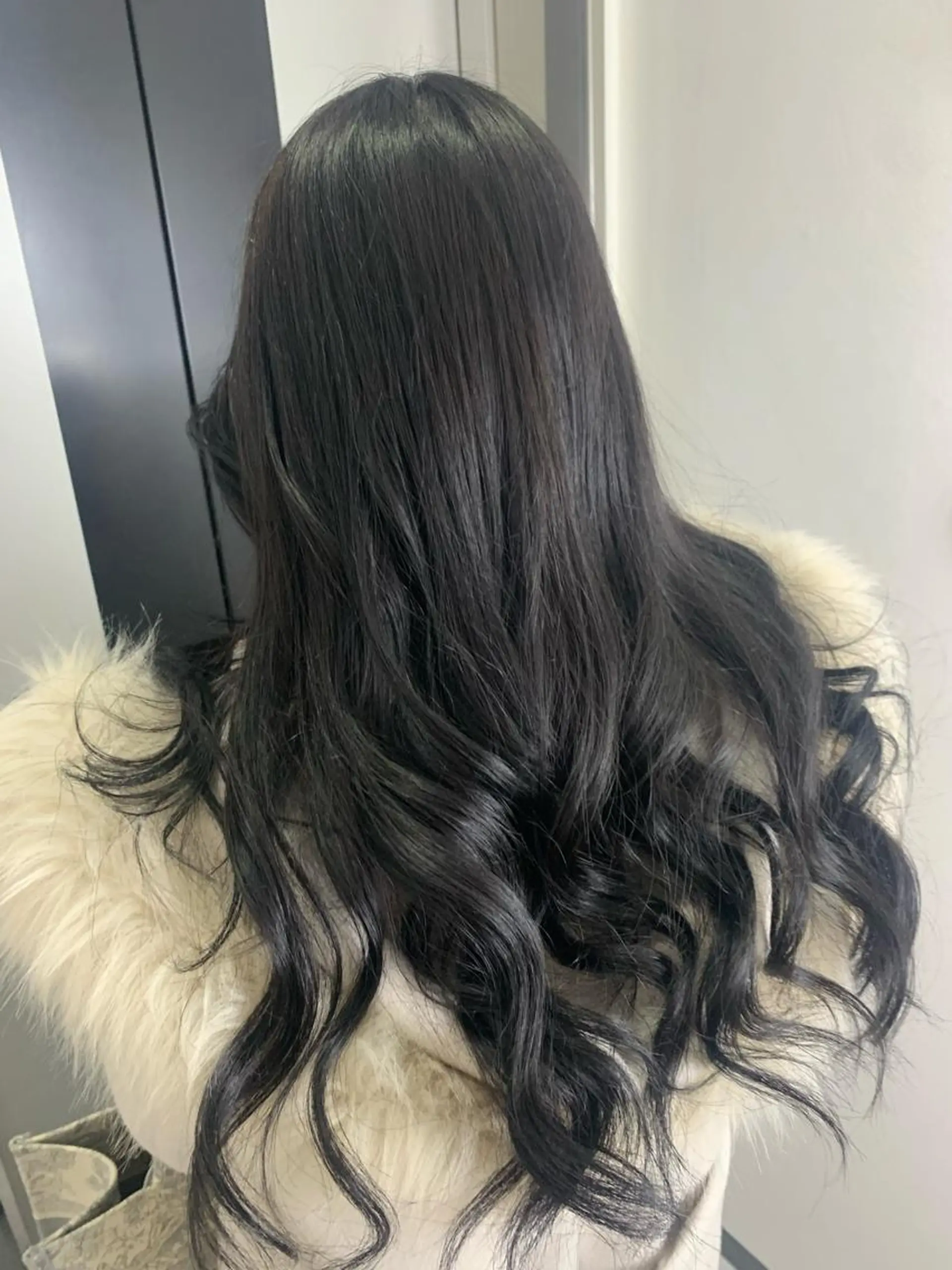 セミロング ヨシンモリ 韓国風ヘア ワンホンヘア カット ヘアカラー トリートメント ルービック難波／韓国 /艶カラー/KAZUのヘアスタイル