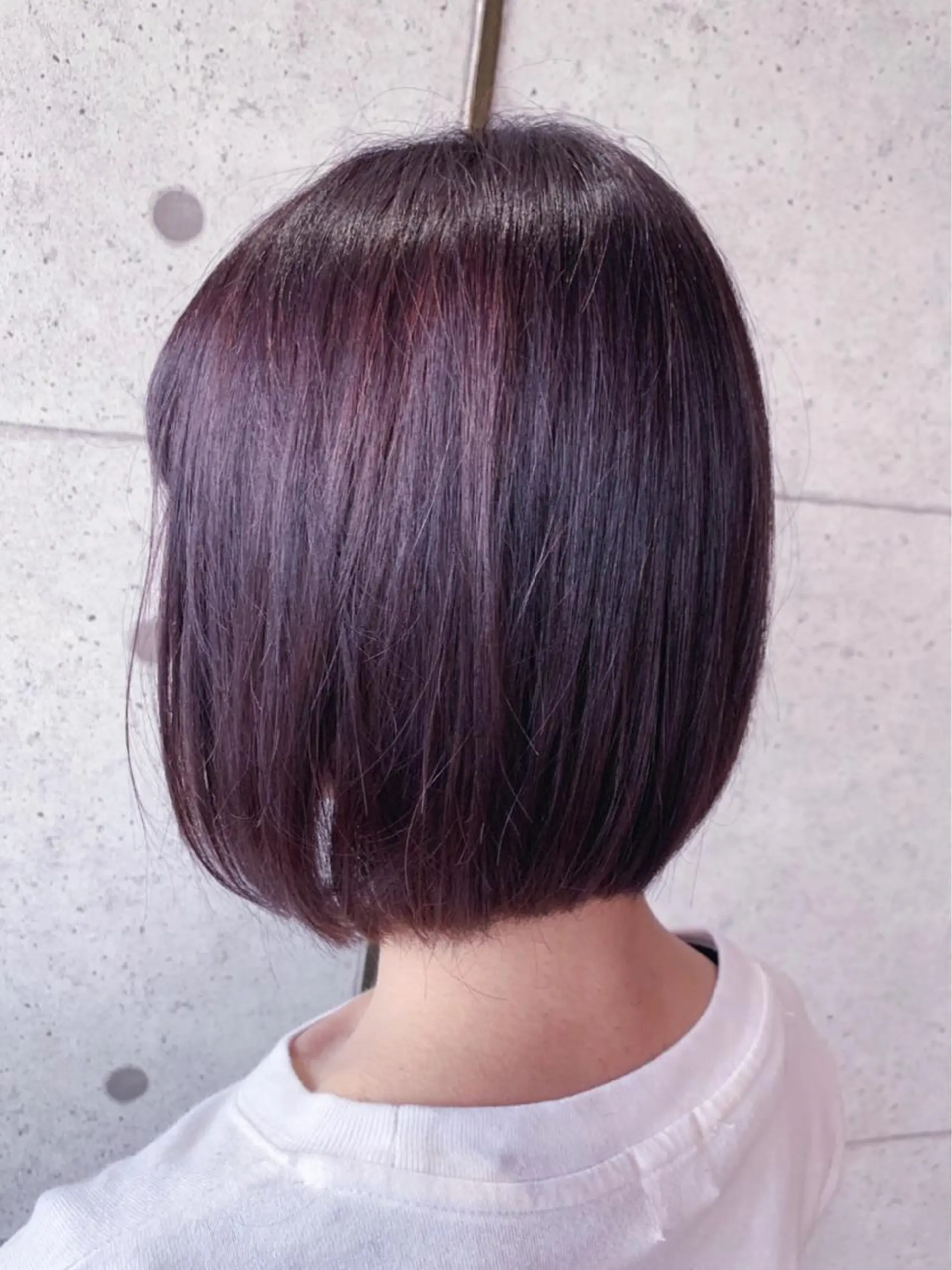 ショート カラー ブリーチ イルミナカラー パープルカラー ボブ トリートメント 福森 みずきのヘアスタイル