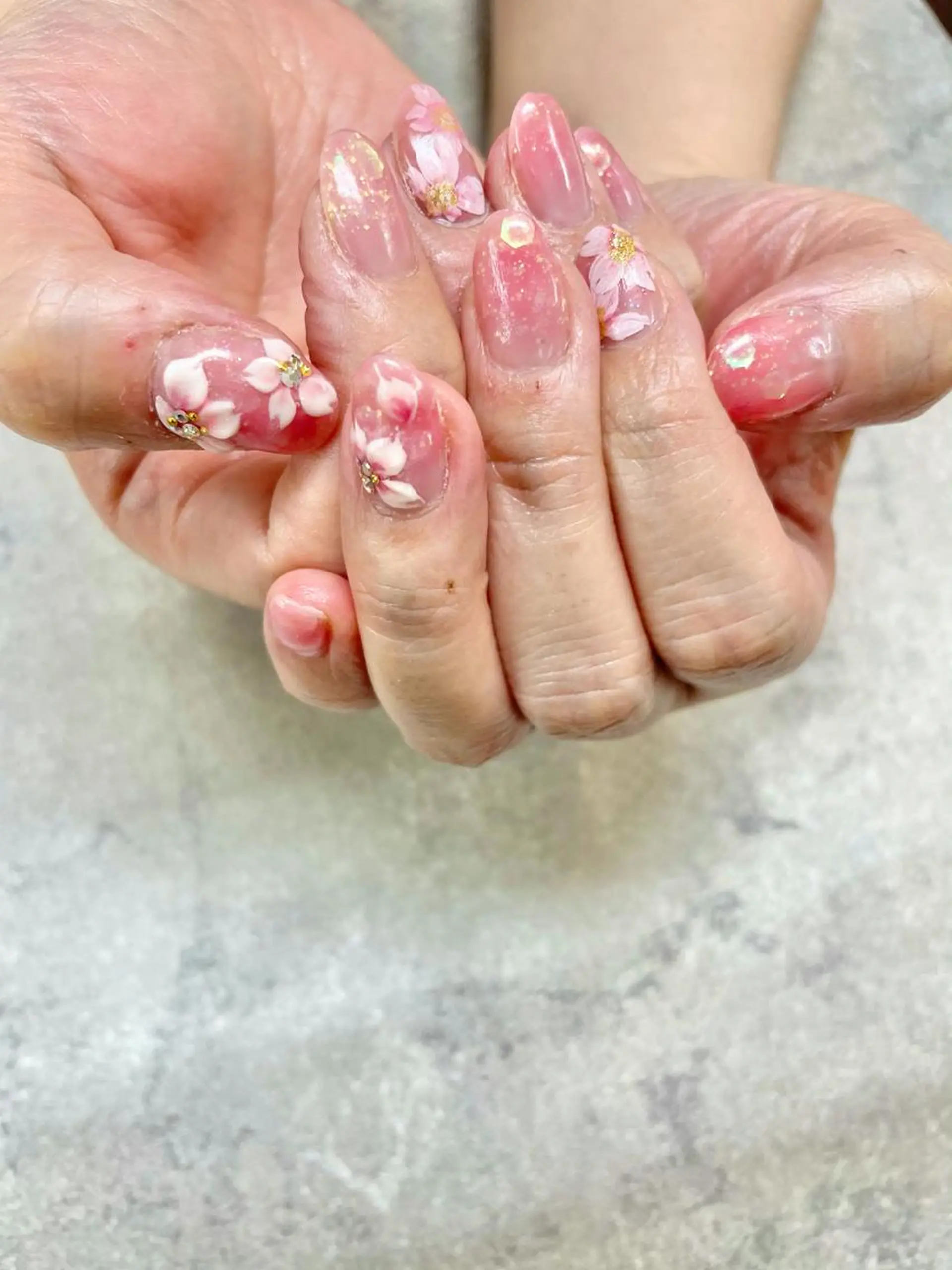 ネイル 桜ネイル グラデーション ピンク FASTNAIL PLUS 新宿店のネイルデザイン