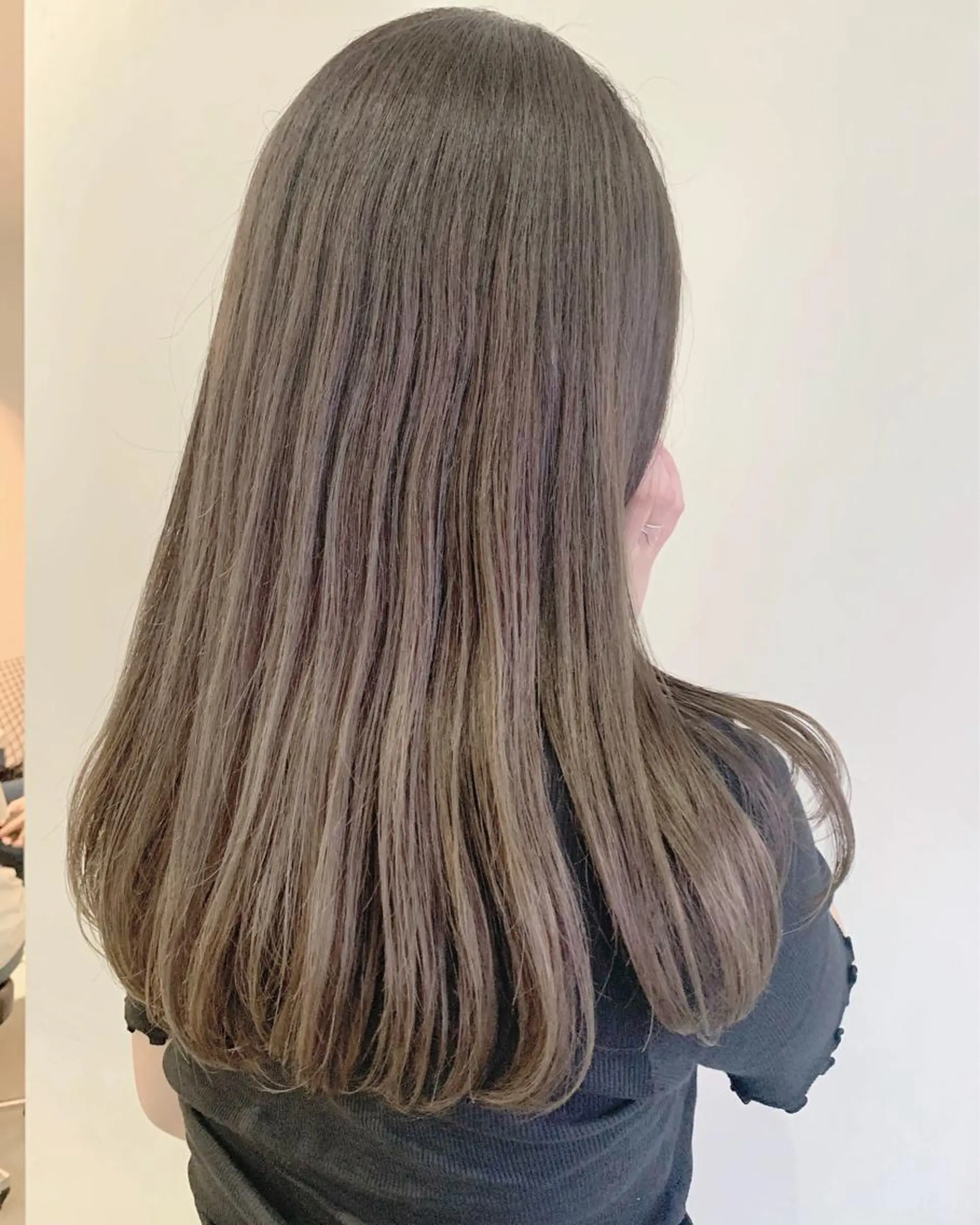 ロング カラー ヘアカラー トリートメント 似合わせ｜レイヤー 🪩yurikaのヘアスタイル