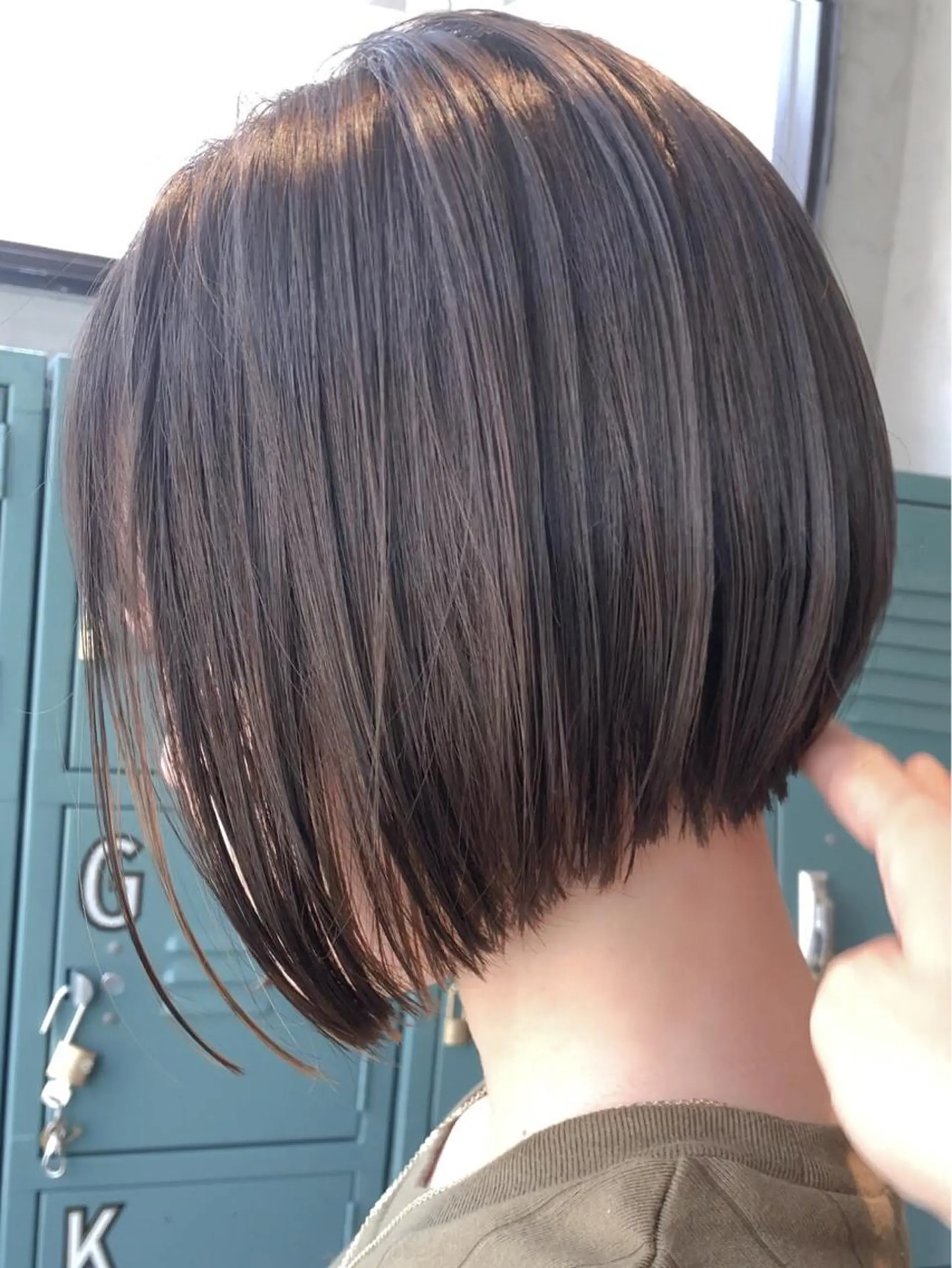 ショート SHARON（シャロン）所属・すきバサミを使わない カット✂️✨郡司泰之のヘアスタイル