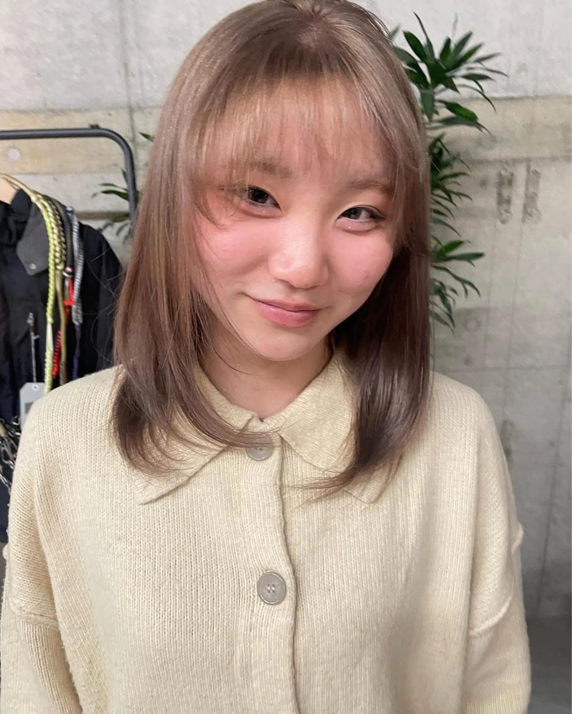 カラー wewe: momoeのヘアスタイル