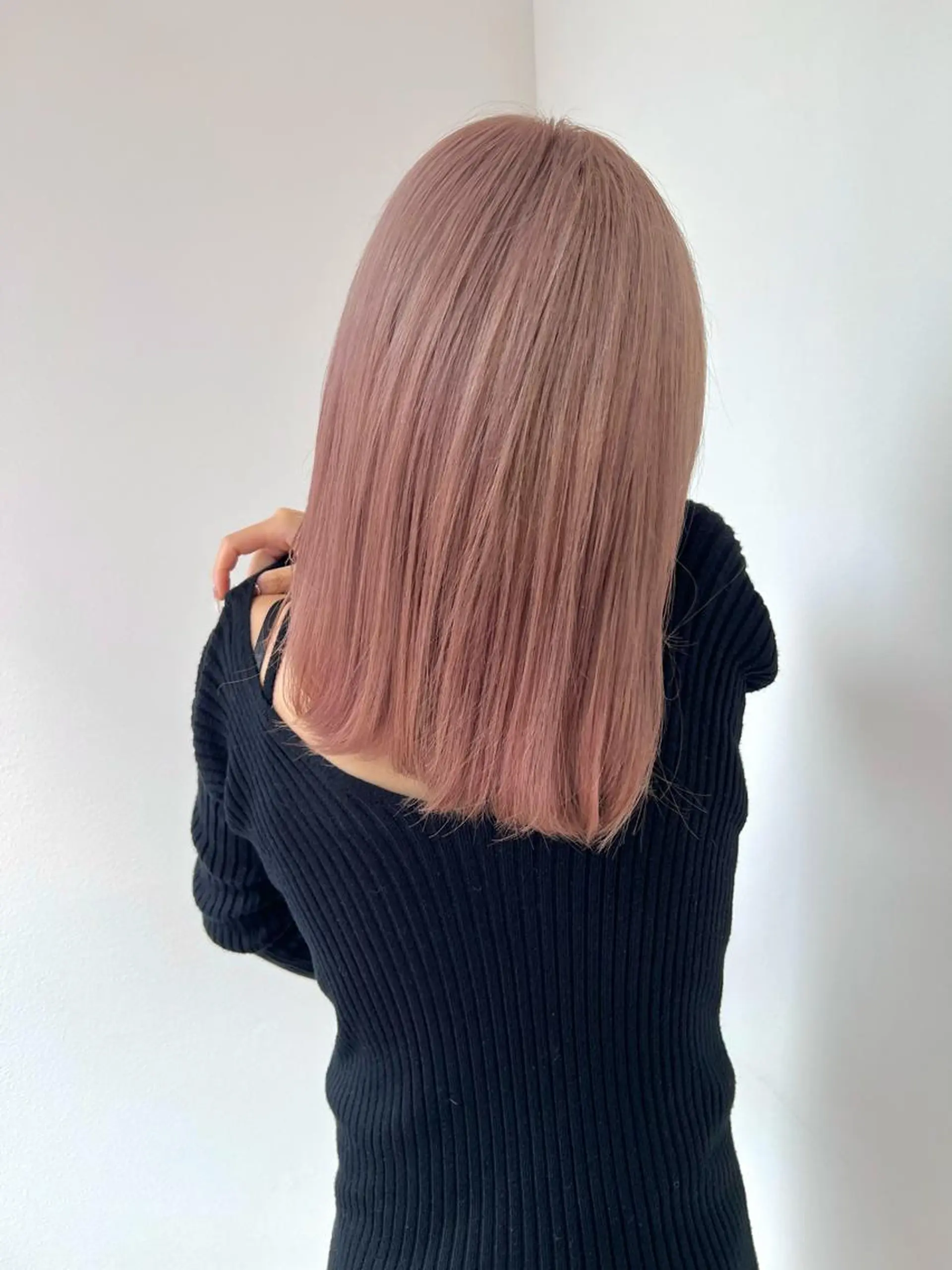 セミロング ハイトーン♡ブリーチ ♡エクステ♡nanaのヘアスタイル