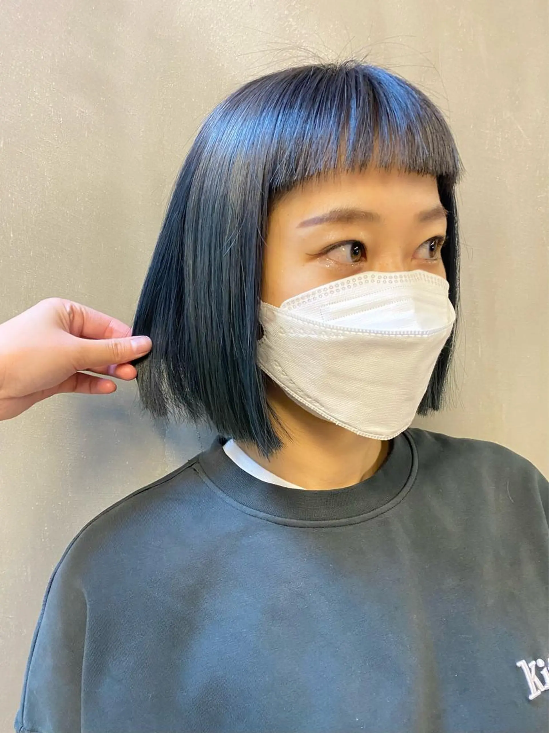 ミディアム カラー ブルーカラー グラデーションカラー カット ヘアカラー 縮毛矯正 トリートメント ハル🌸柔色/ ブリーチなし/艶髪のヘアスタイル