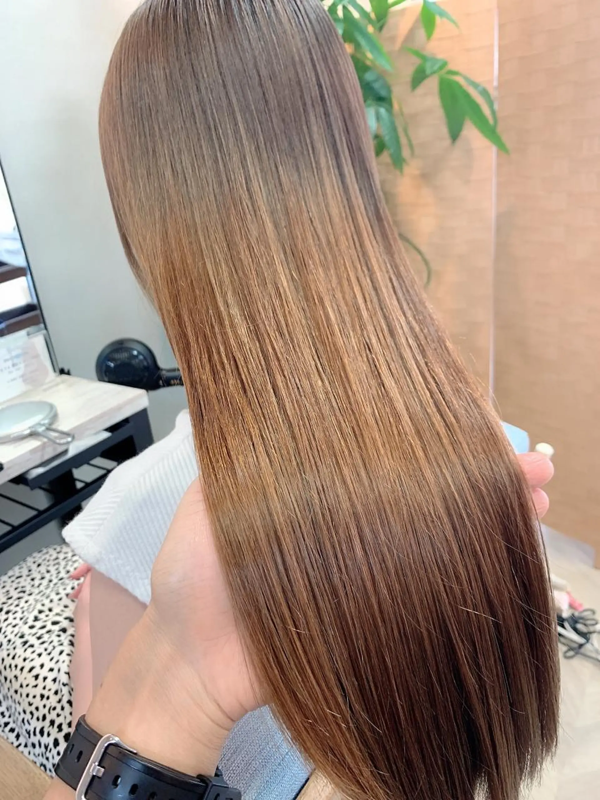 ロング カラー ブリーチ 髪質改善 トリートメント カット トリートメント Beach private salon所属・Beach 代表 KENTAのヘアスタイル