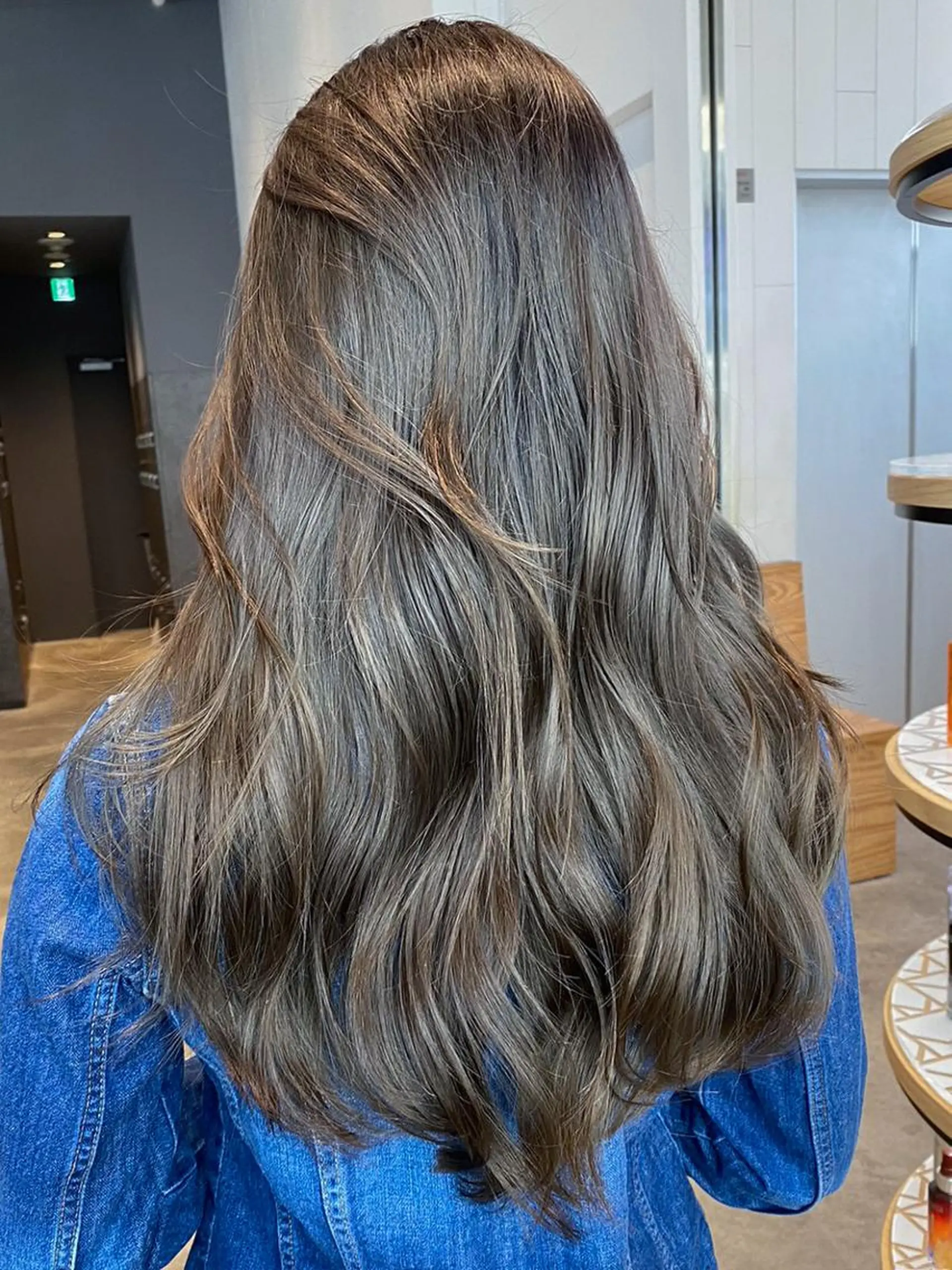 セミロング カラー パーマ ヘアアレンジ グレージュ カット ヘアカラー トリートメント ITbyALBUM 下北沢店のヘアスタイル