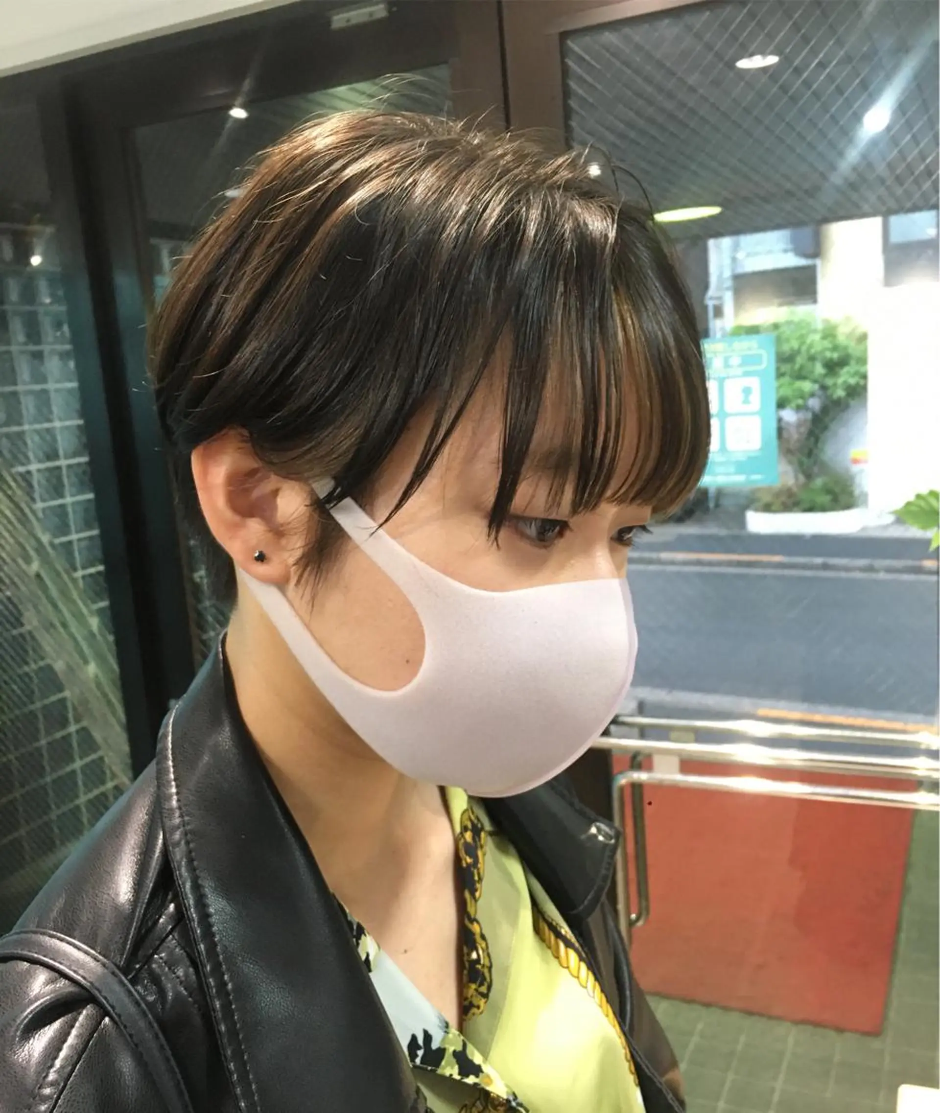 ショート カラー ヘアアレンジ ミストバング  フェイスフレーミング ショートヘア カット ヘアカラー 🧶ブリーチカラー TERU🧶のヘアスタイル