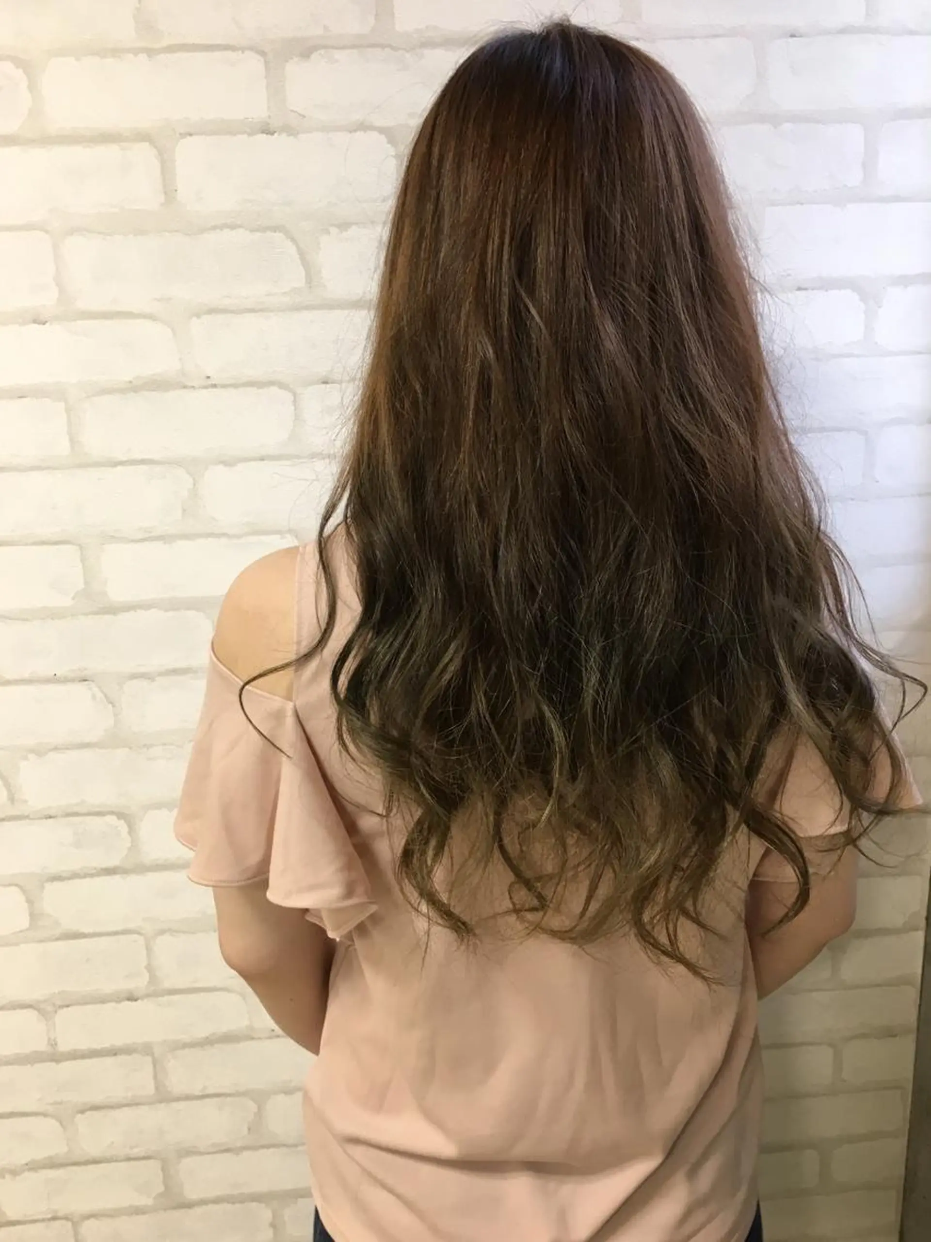 ロング brace 立花のヘアスタイル