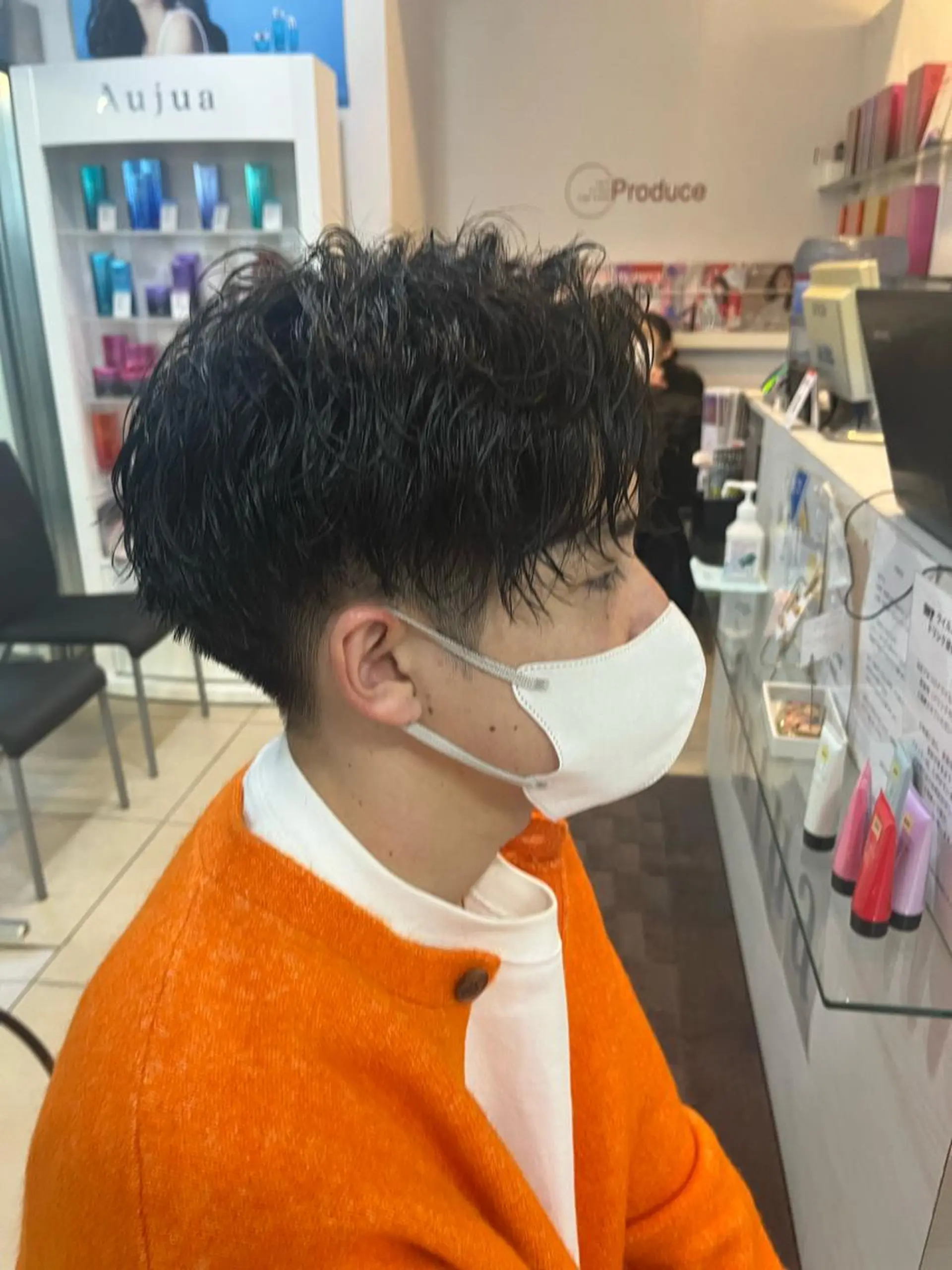 ショート パーマ メンズ メンズパーマ スパイラルパーマ カット パーマ 韓国風メンズ/毛流れ ヘアなら須田龍世のヘアスタイル