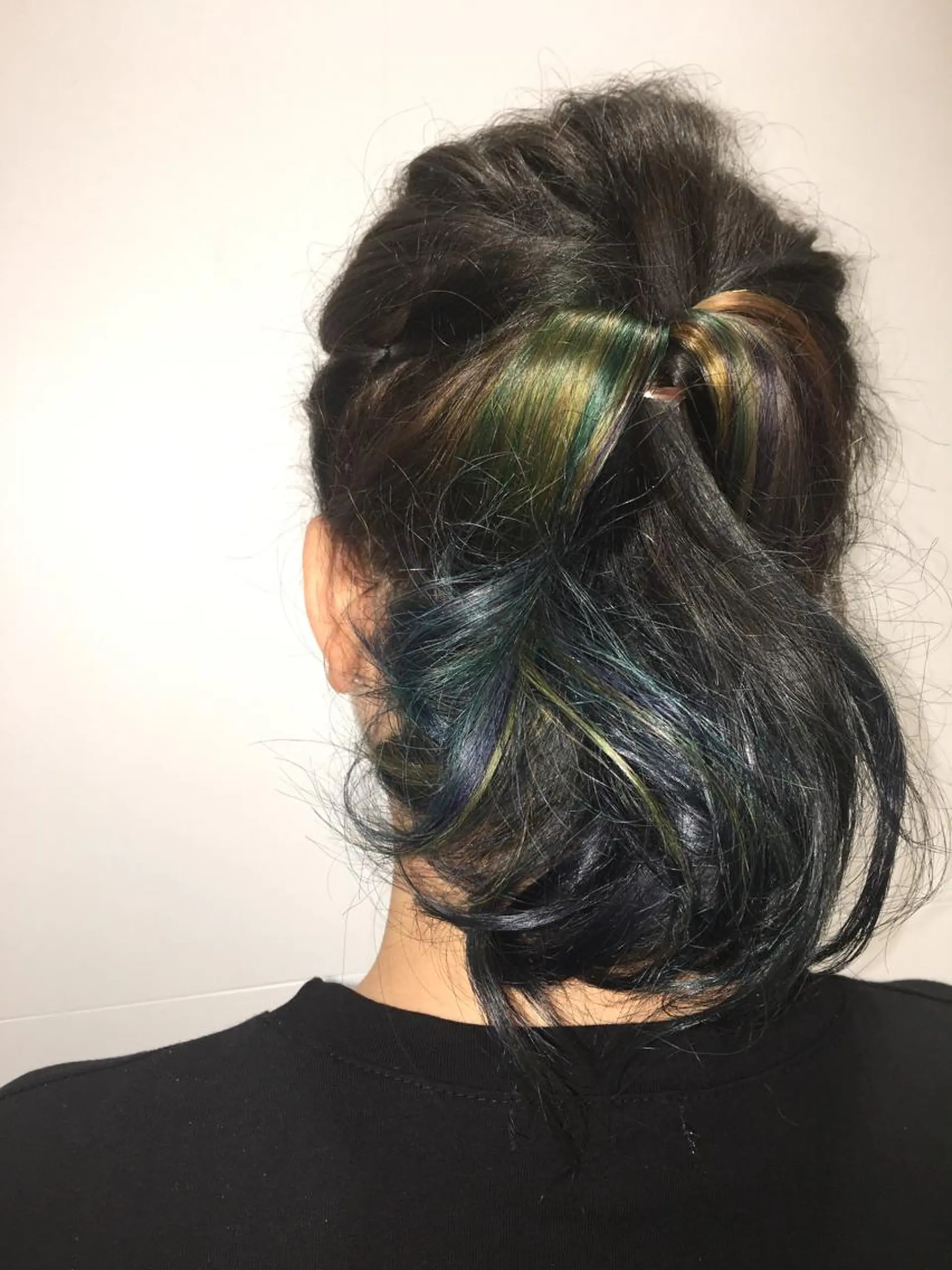 ミディアム カラー ヘアアレンジ ブルーカラー パープルカラー ユニコーンカラー イエローカラー きむえり/髪質改善 /セット/カラーのヘアスタイル