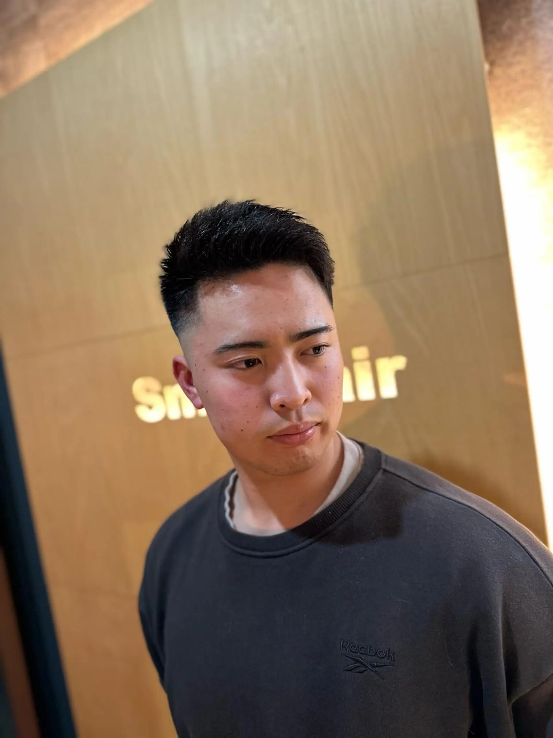 ショート メンズ フェードカット メンズカットNo,1 小池 魔裟斗のヘアスタイル