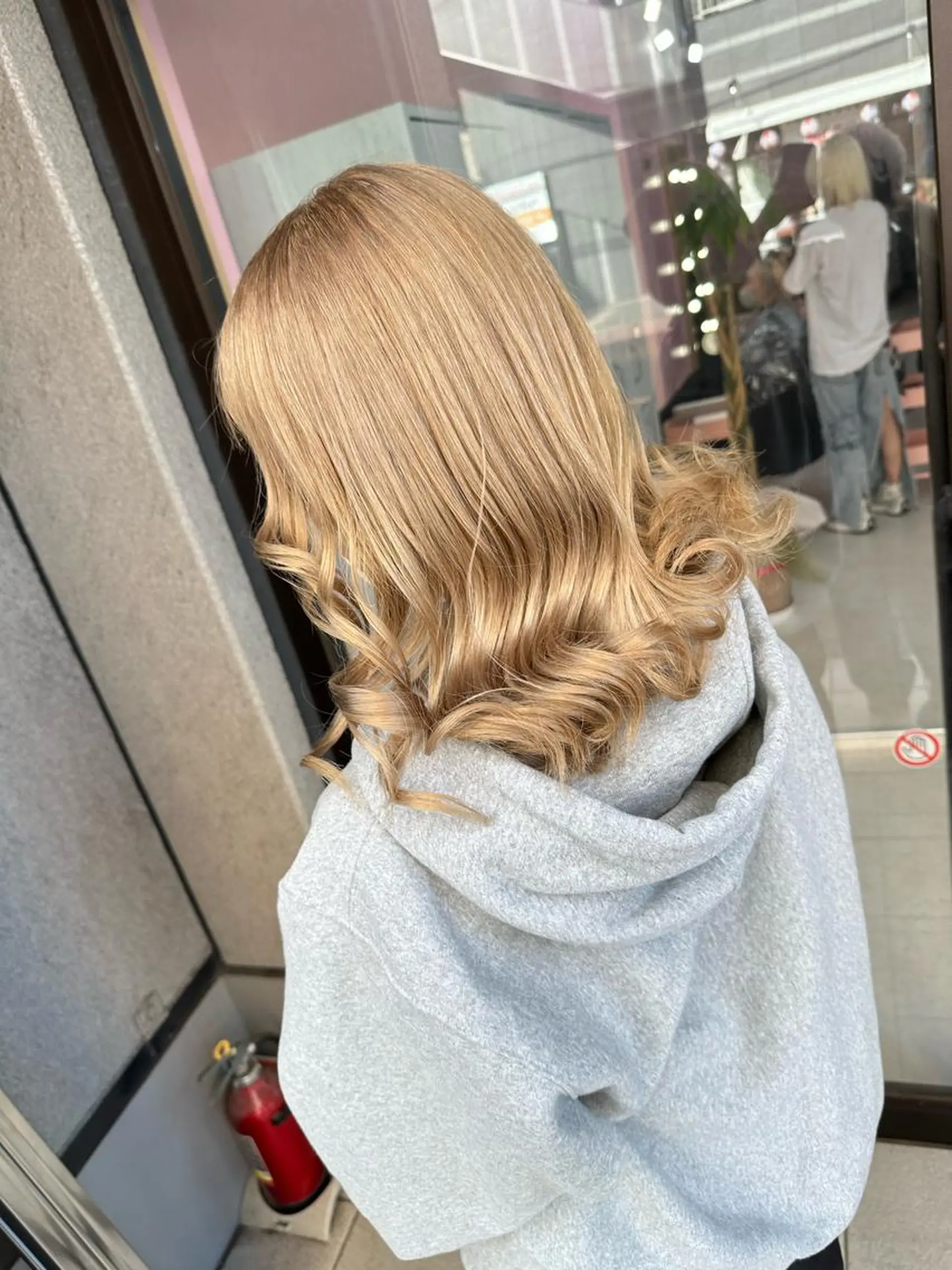 ミディアム カラー ヘアカラー トリートメント ブリーチ率No.1 MANATO🎨🌈のヘアスタイル