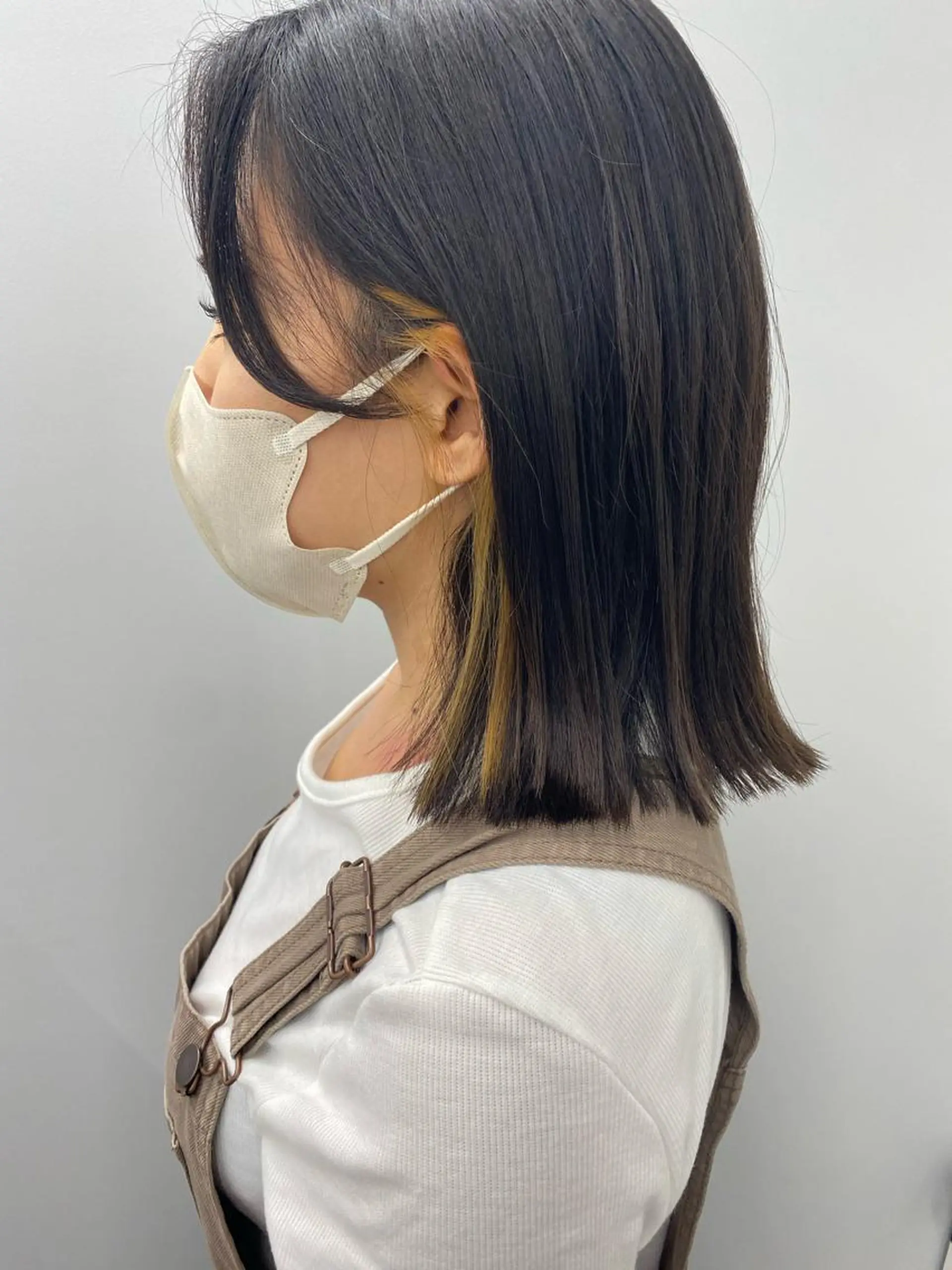 ミディアム カラー イヤリングカラー 寒河江 友花のヘアスタイル