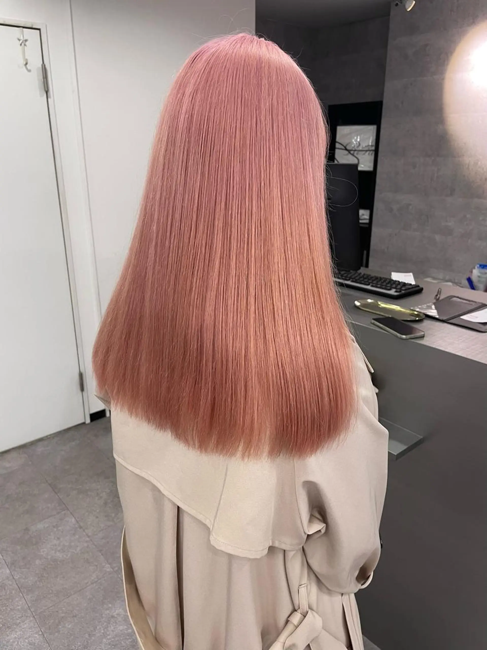 ロング カラー シールエクステ ブリーチ ケアブリーチ ダブルカラー ハイトーンカラー ハイトーンエクステ 🎩カズキ🎩のヘアスタイル