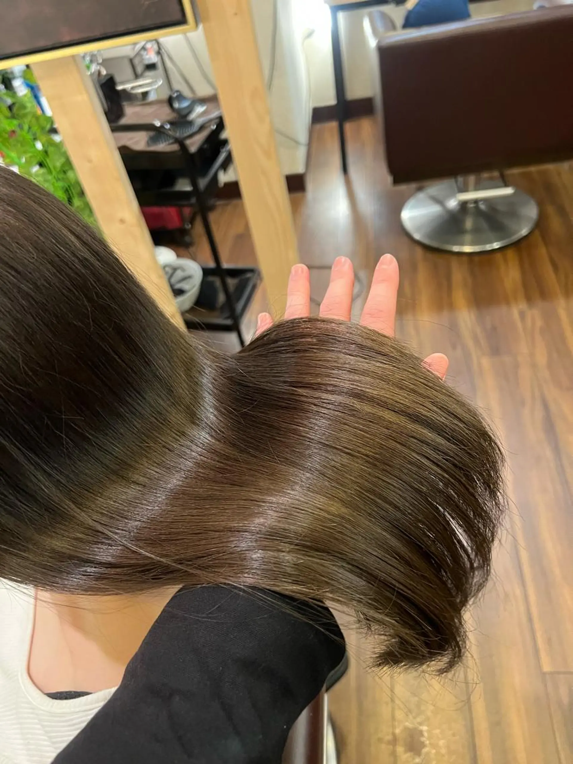 ロング 縮毛矯正 石野 しおりのヘアスタイル