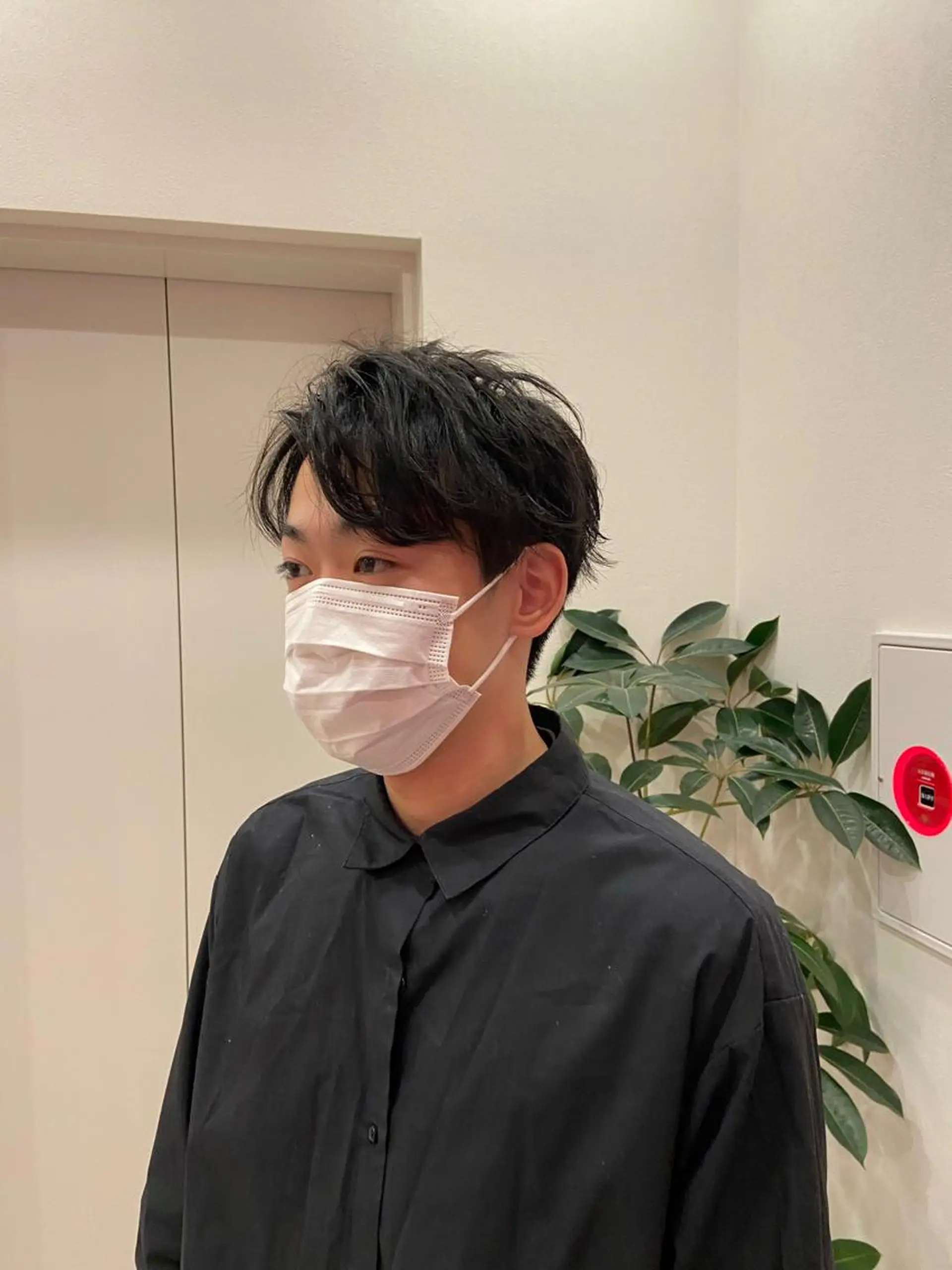 ショート メンズ アップバング 大阪ウルフカット 🐺デザインカラーのヘアスタイル