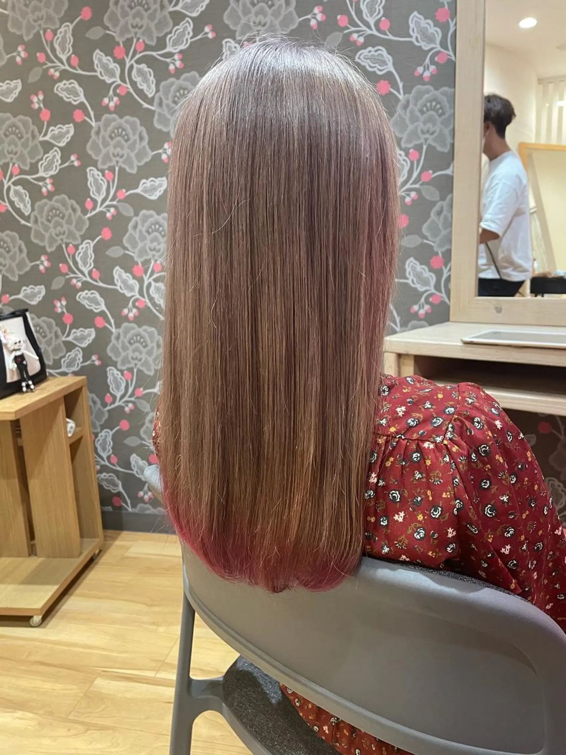 ロング カラー ベージュカラー ミルクティーベージュ ピンクカラー カット ヘアカラー トリートメント ヘッドスパ 北九州美容室 🕊️わかな✂︎のヘアスタイル