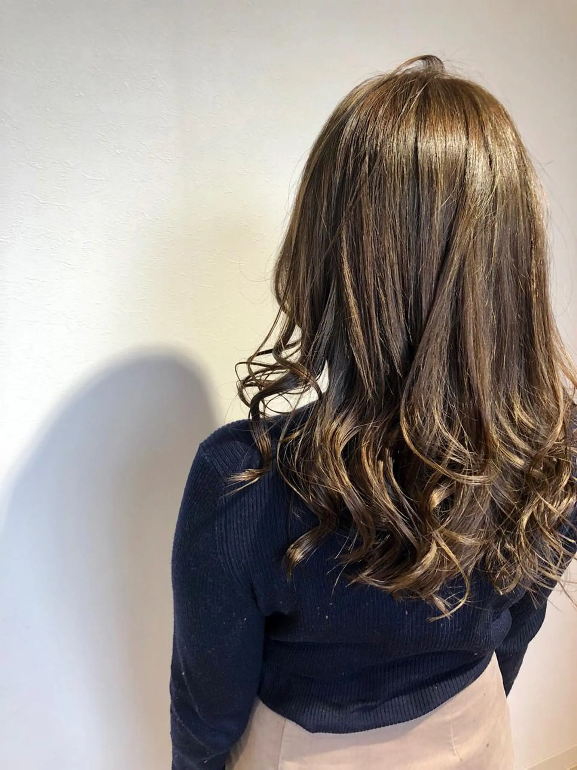 ロング カット ヘアカラー トリートメント ⭐️艶髪⭐️髪質改善 newi町田 山本のヘアスタイル