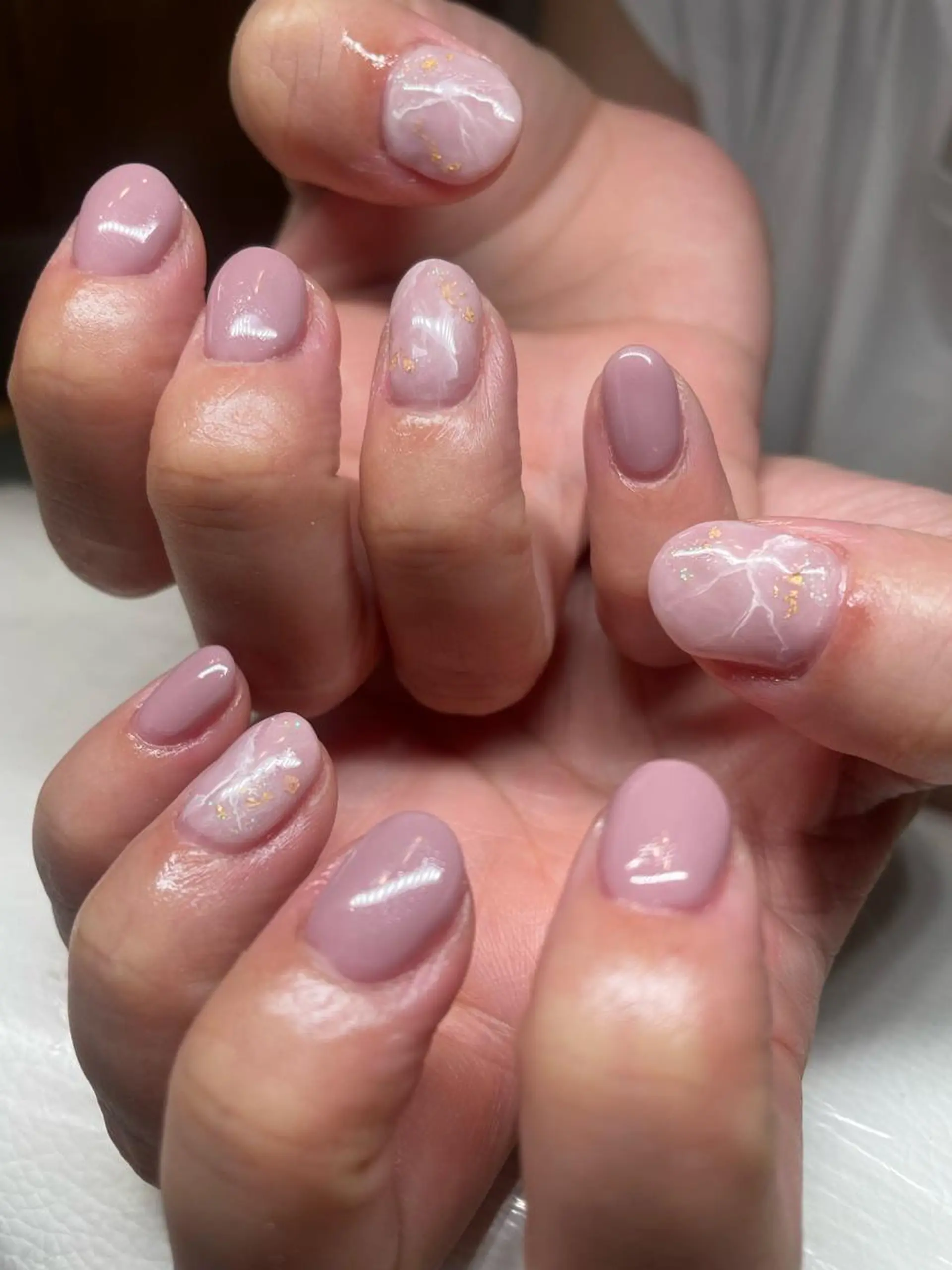 ミディアム ネイル ハンドネイル M. KOTOMIのネイルデザイン