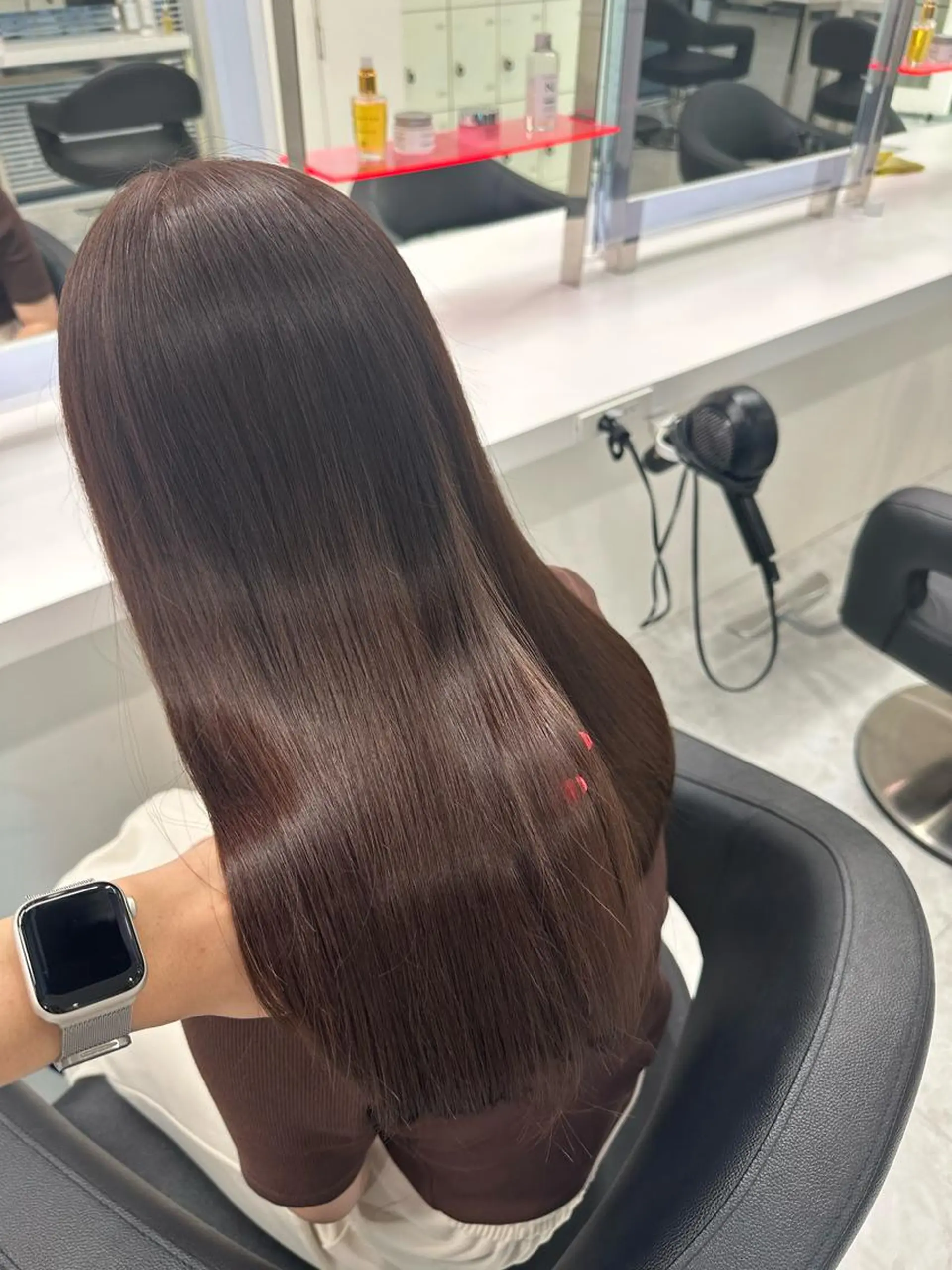 ロング アッシュ チョコレートブラウン ピンクブラウン 髪質改善 韓国風ヘア カット ヘアカラー トリートメント 🤎MISAKI 艶髪カラー🤎のヘアスタイル