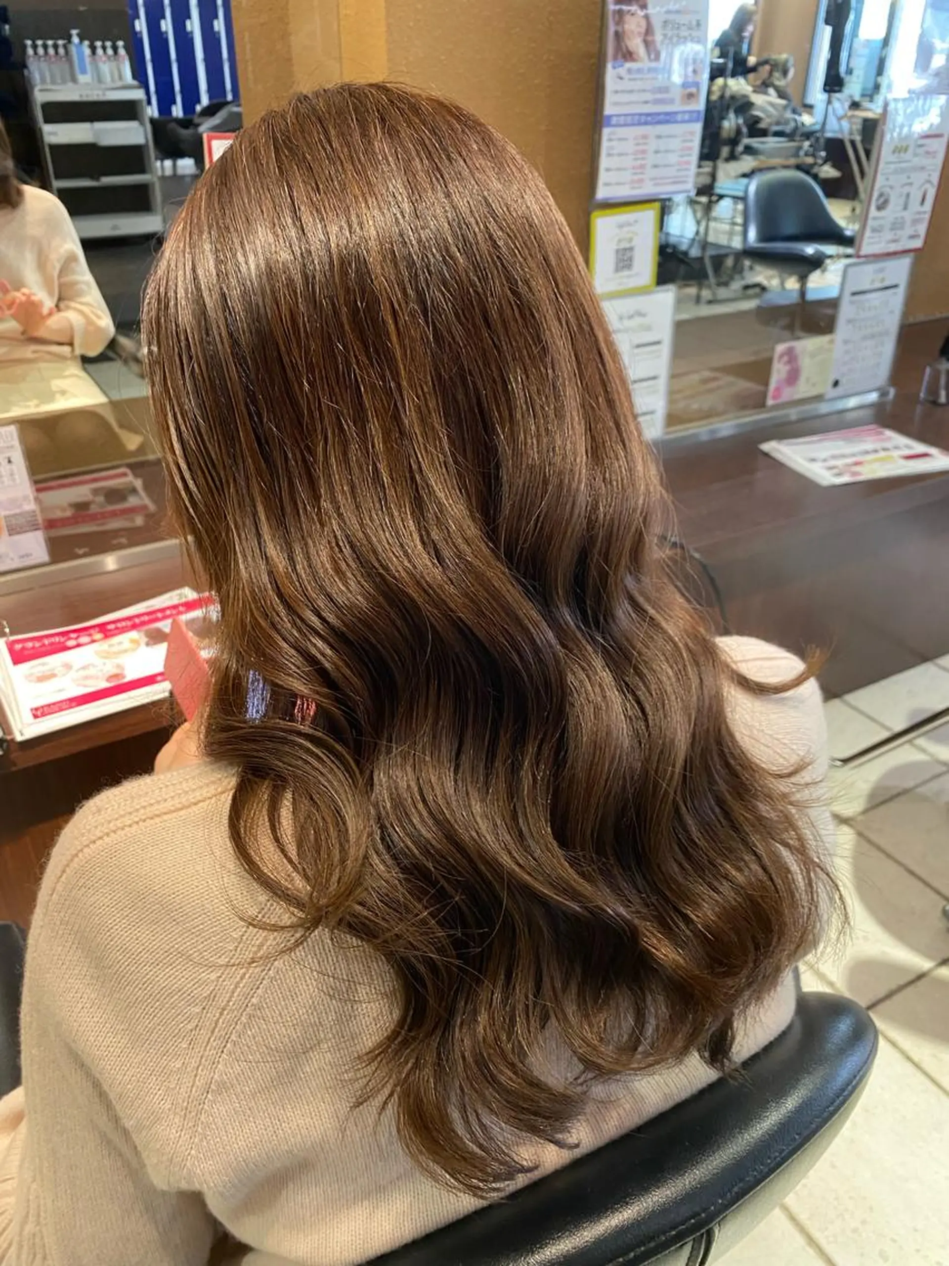 セミロング カット ヘアカラー 西岡 あつみ/ 堀江美容室のヘアスタイル