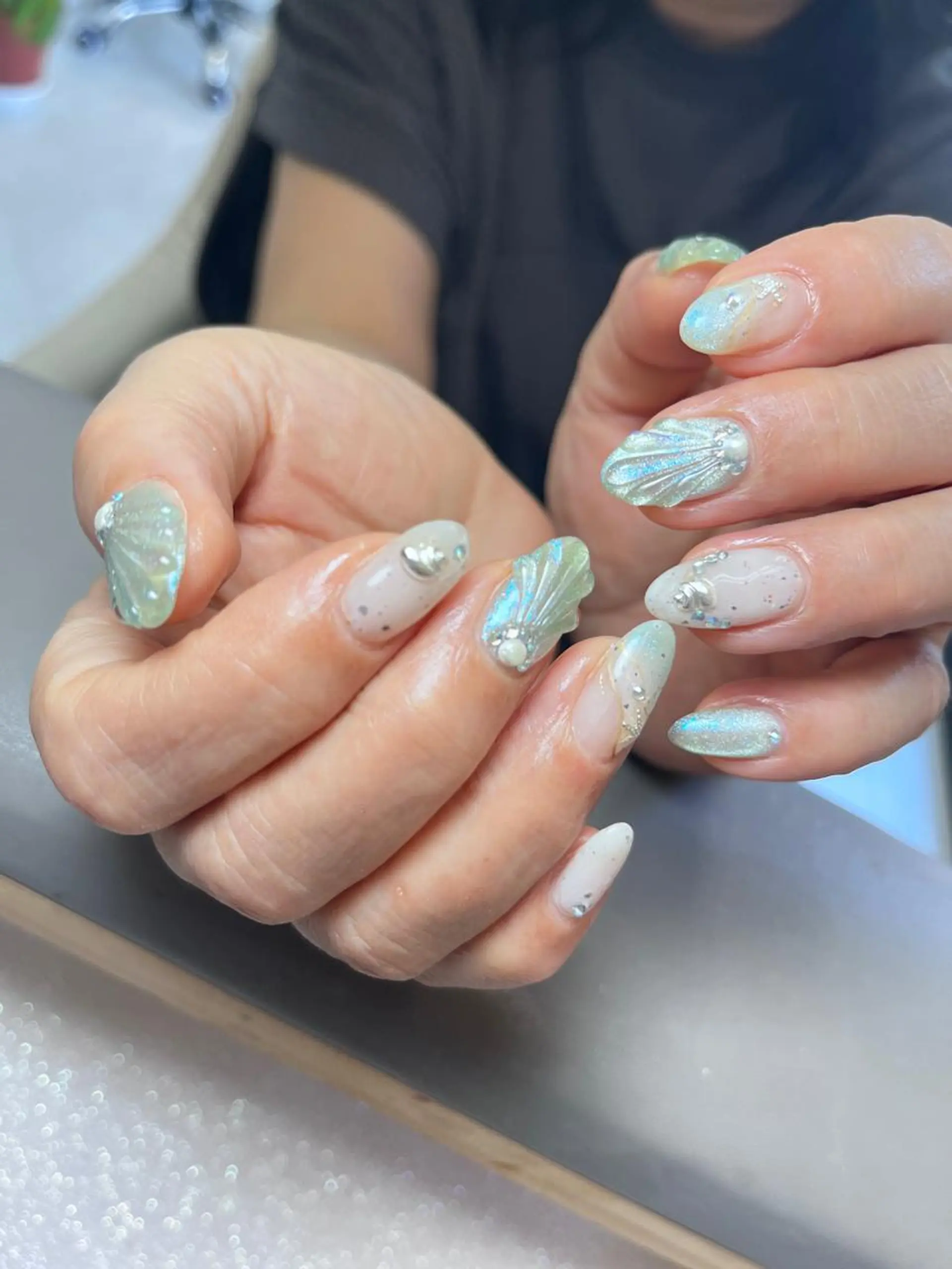 ネイル Flowerネイルサロン所属・. yukiのネイルデザイン