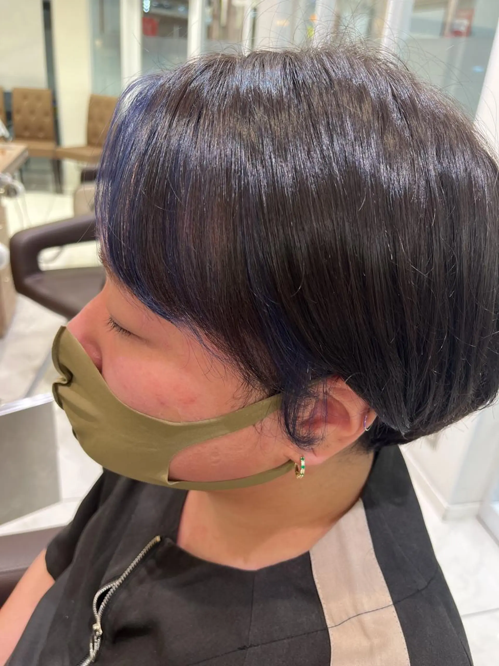 カラー ブルーカラー 伊佐 愛のヘアスタイル