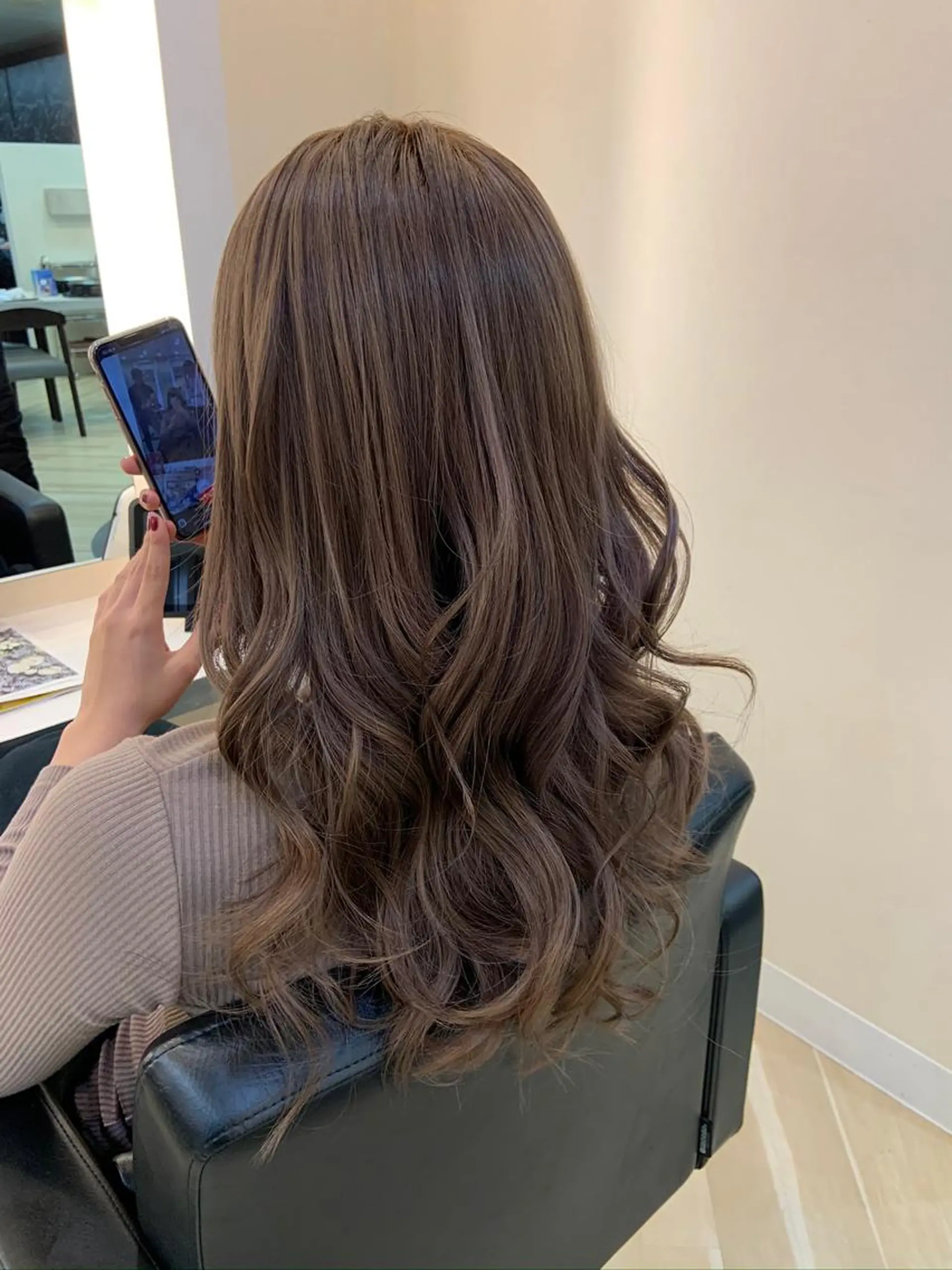 ロング カラー ブリーチ 髪質改善 トリートメント ヘアカラー 色川 優斗《髪質改善》のヘアスタイル