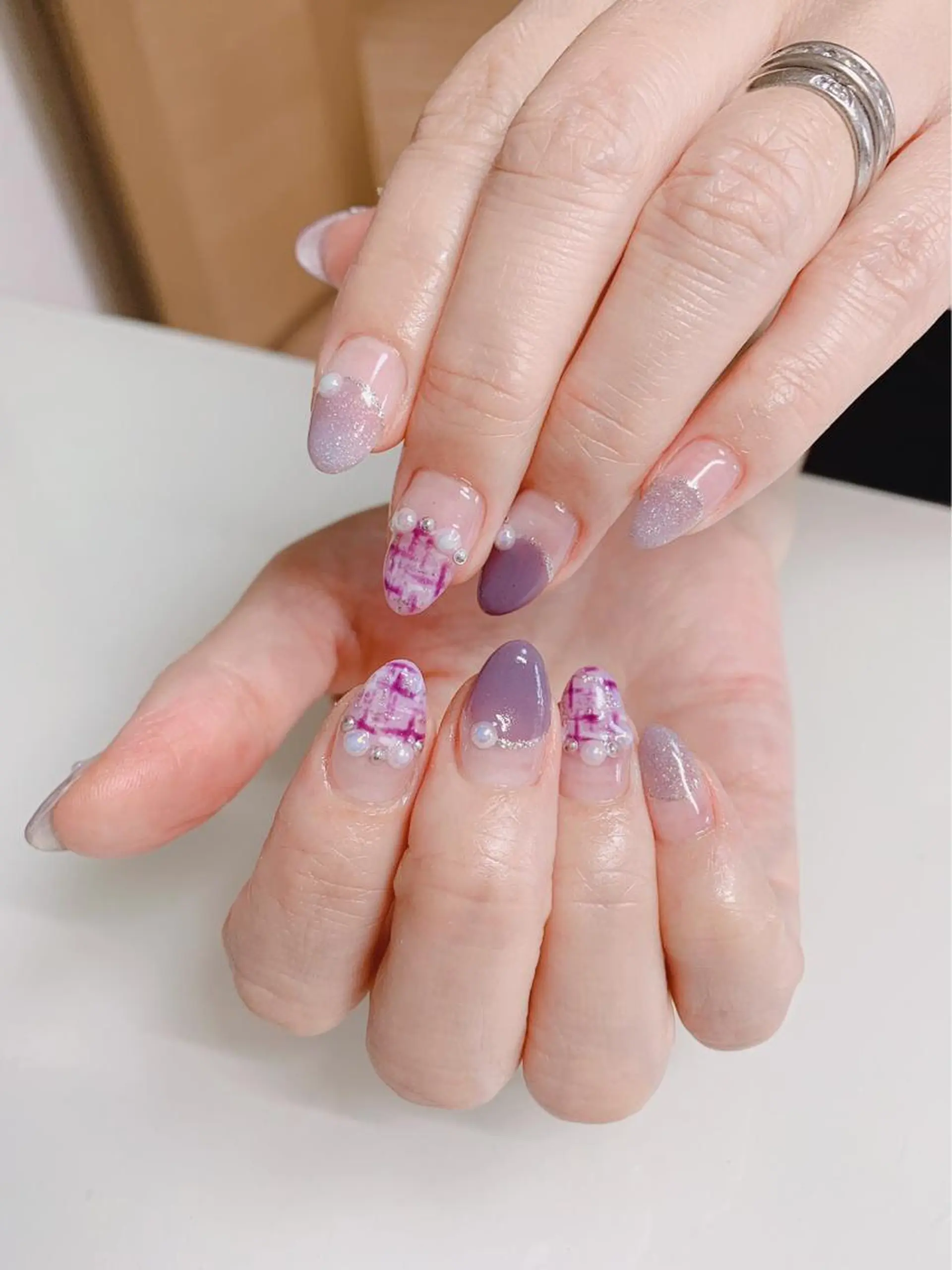 ネイル アートネイル 長さ出し フットネイル グリーン ニュアンスネイル Lily Roseスタッフ一同のマツエク・マツパデザイン