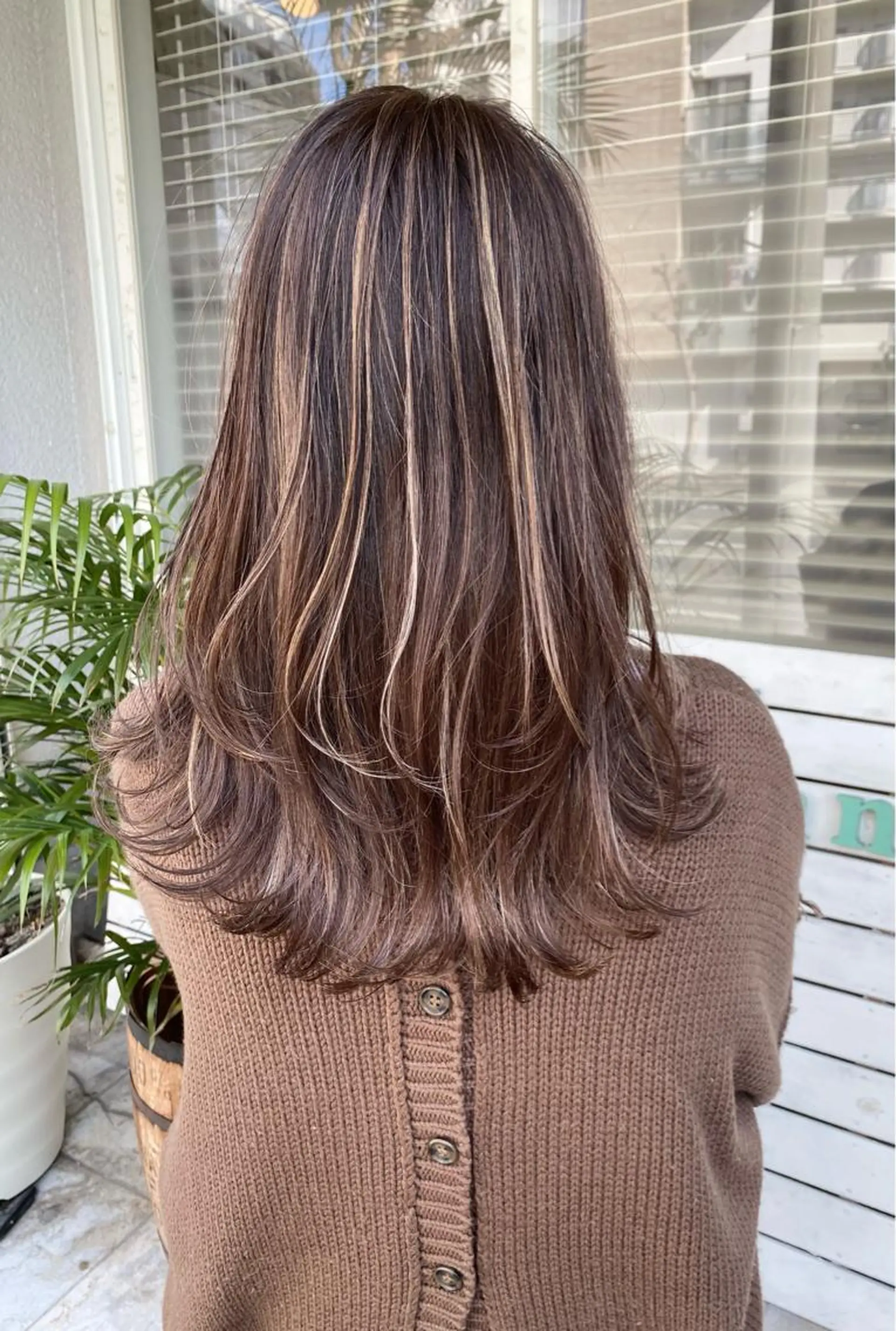 セミロング 山本 茉希のヘアスタイル