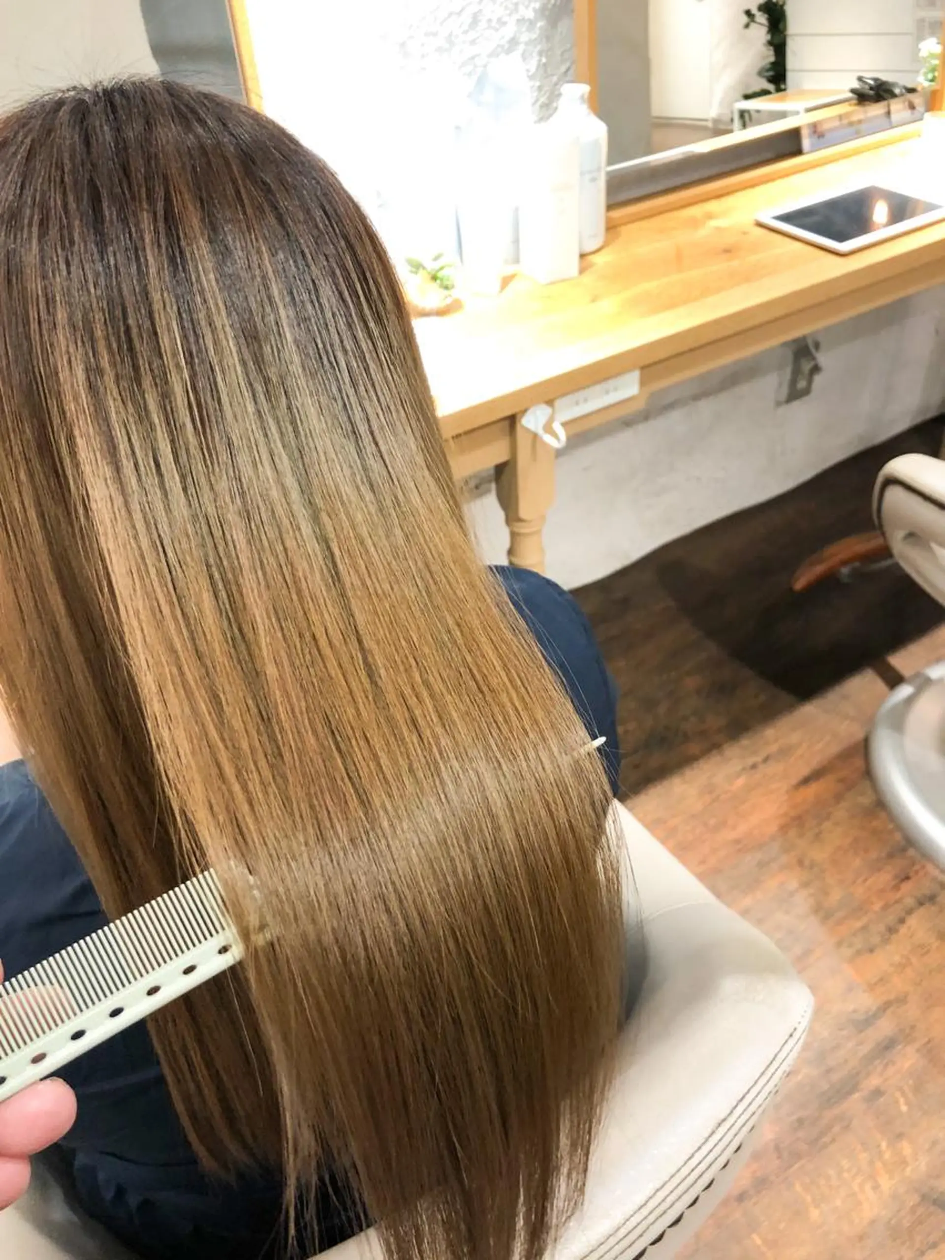 セミロング カラー 髪質改善 カット ヘアカラー トリートメント ヘッドスパ 髪質改善 suzukiのヘアスタイル