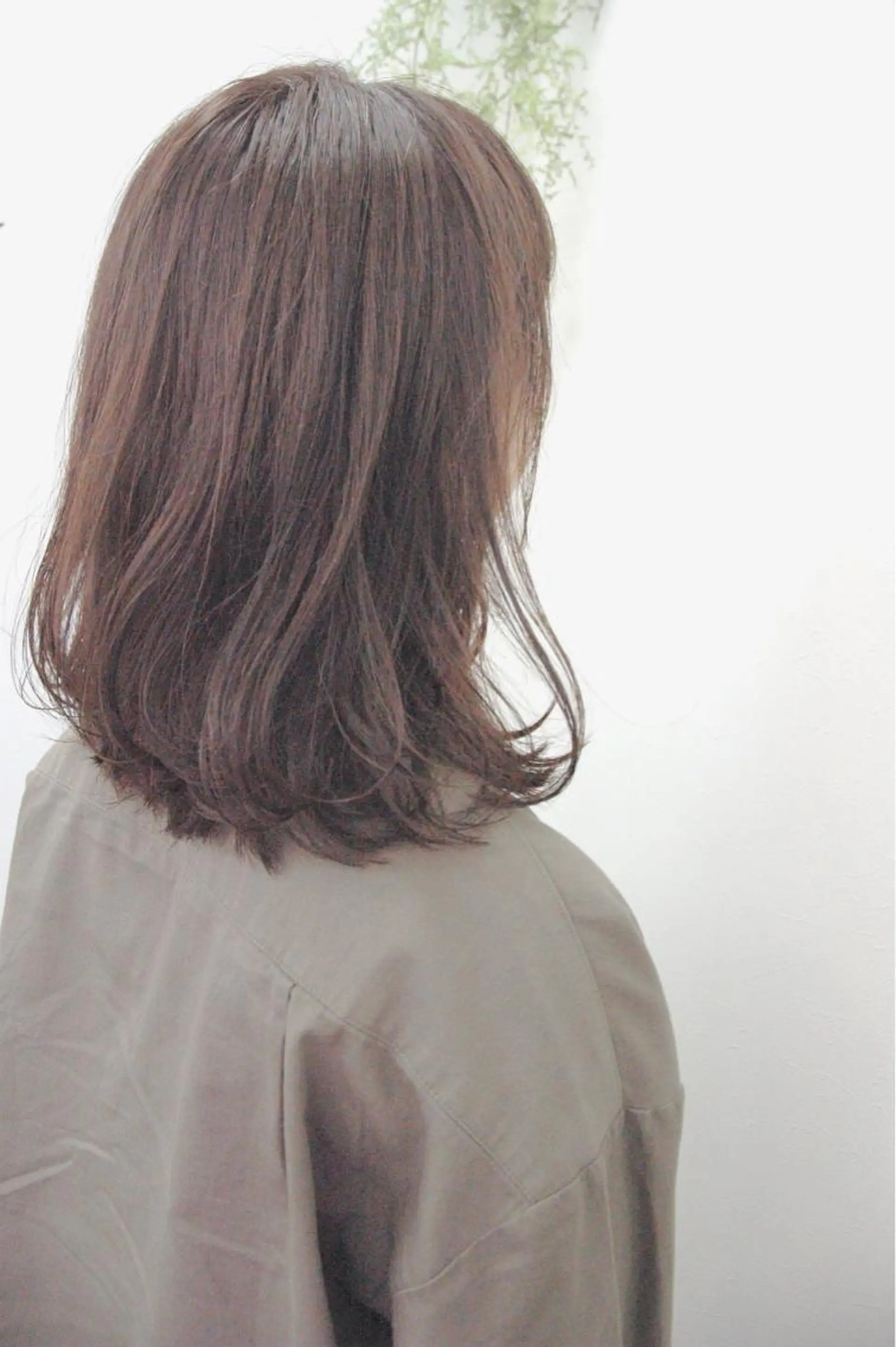 ミディアム KOWA 柳生のヘアスタイル