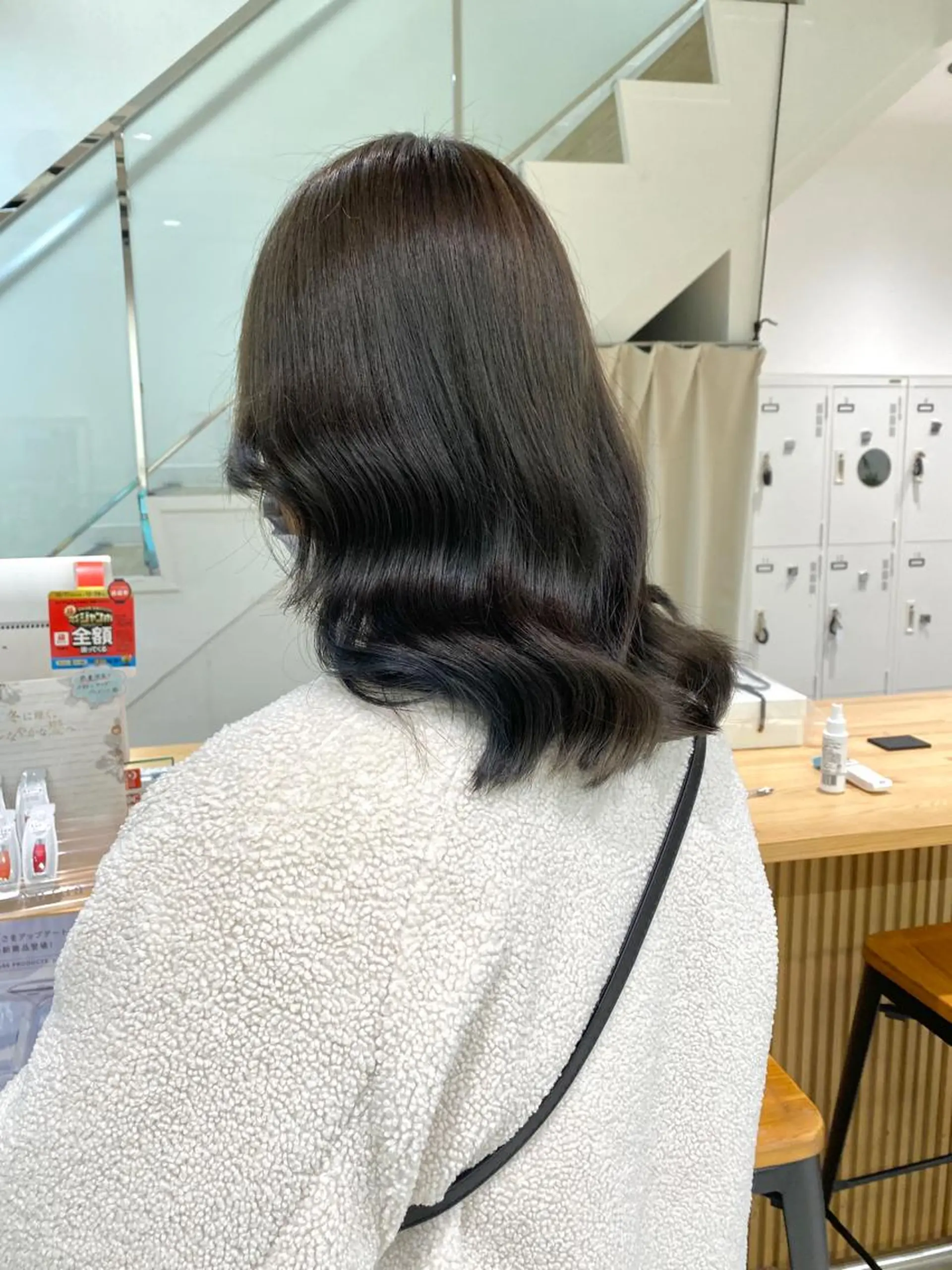 セミロング カラー グレージュ THE ESCALA 町田所属・町田縮毛矯正/ 髪質改善/美髪特化のヘアスタイル