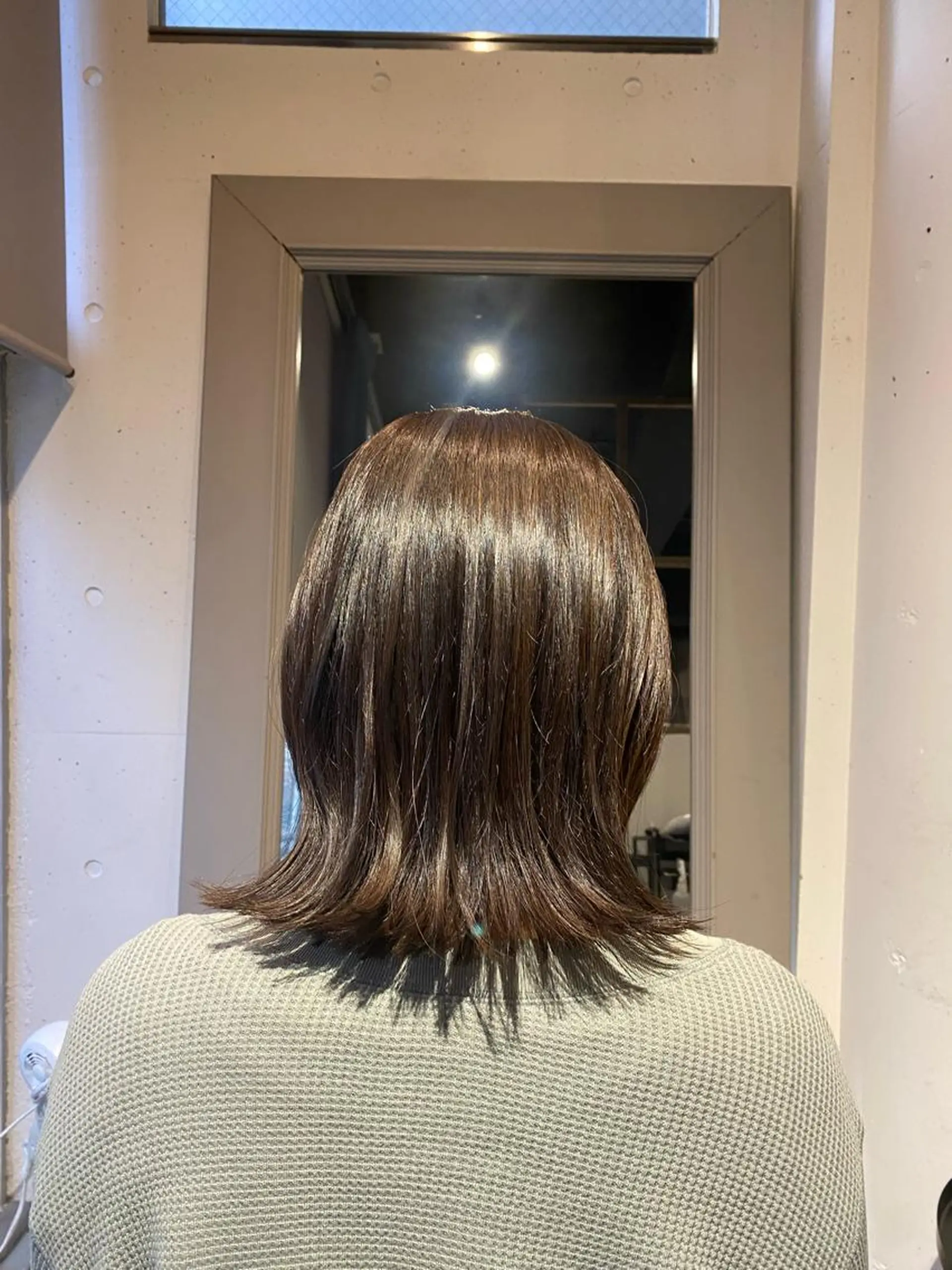 ミディアム INORI /フェイスレイヤーのヘアスタイル