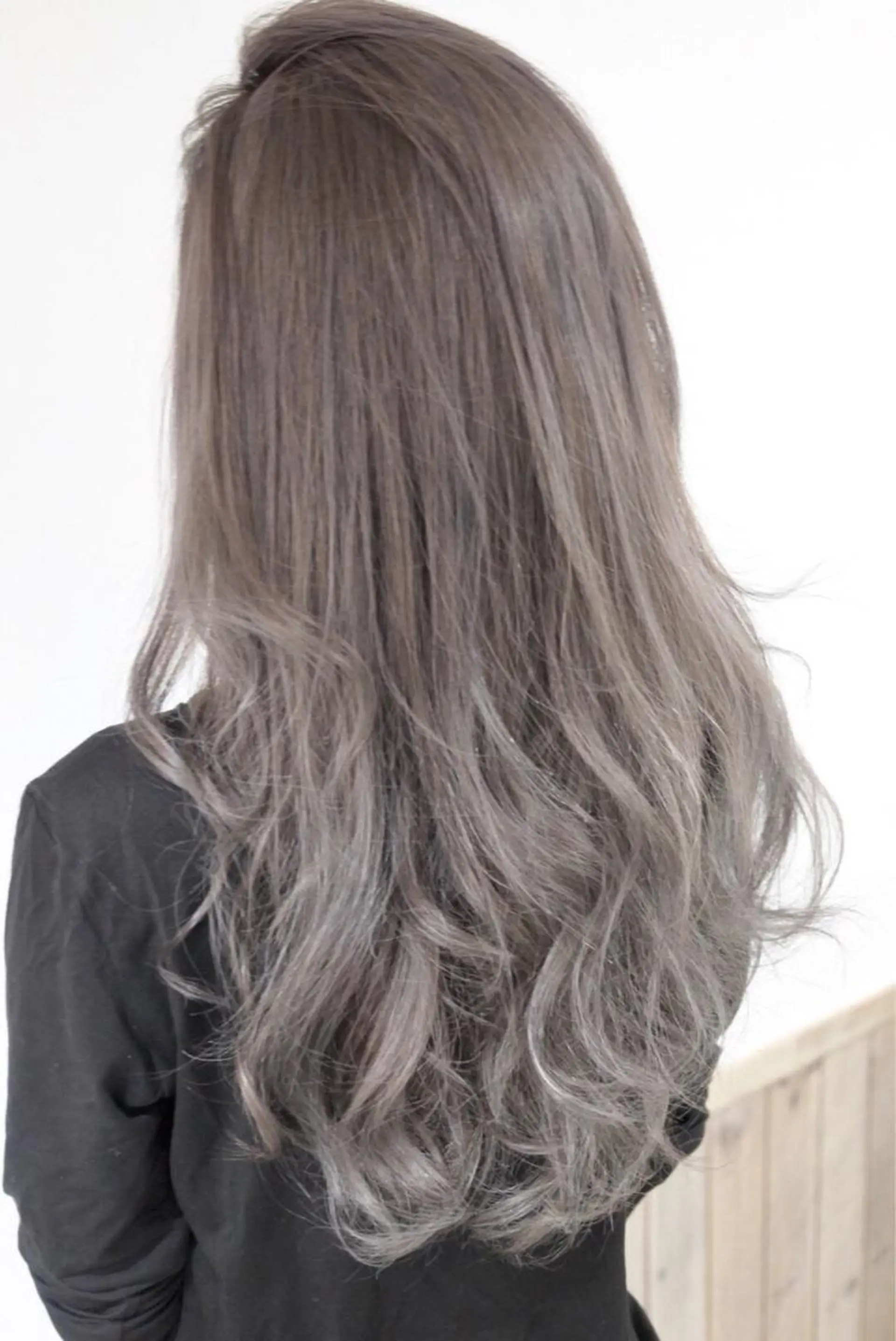 セミロング カラー ハイライトカラー ハイライト ヘアカラー トリートメント ヘアセット hair design NORM所属・吉田裕太/ハイライト ダブルカラーのヘアスタイル