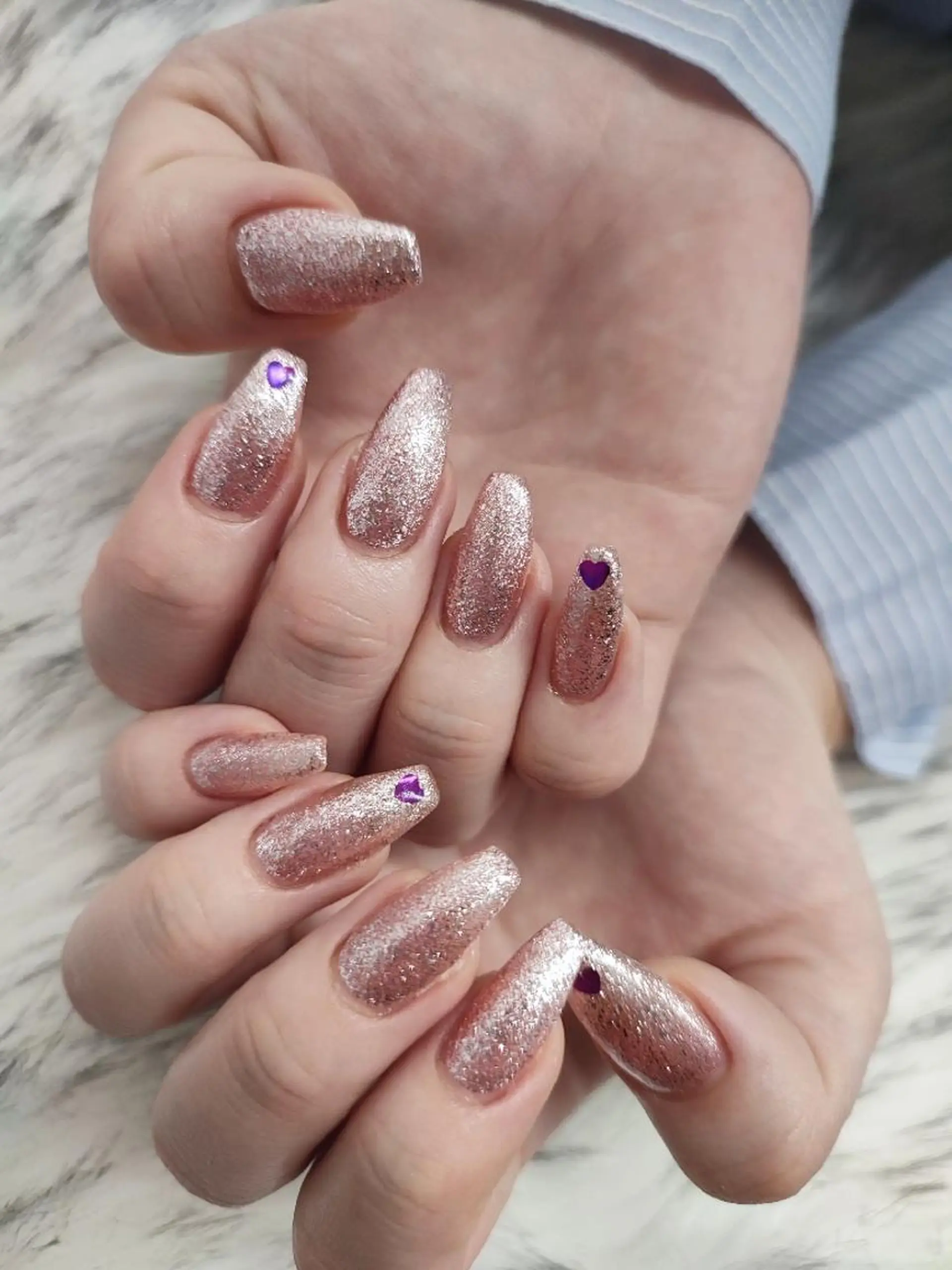 ネイル ハンドネイル RUNWAY 　　の眉毛・アイブロウイメージ