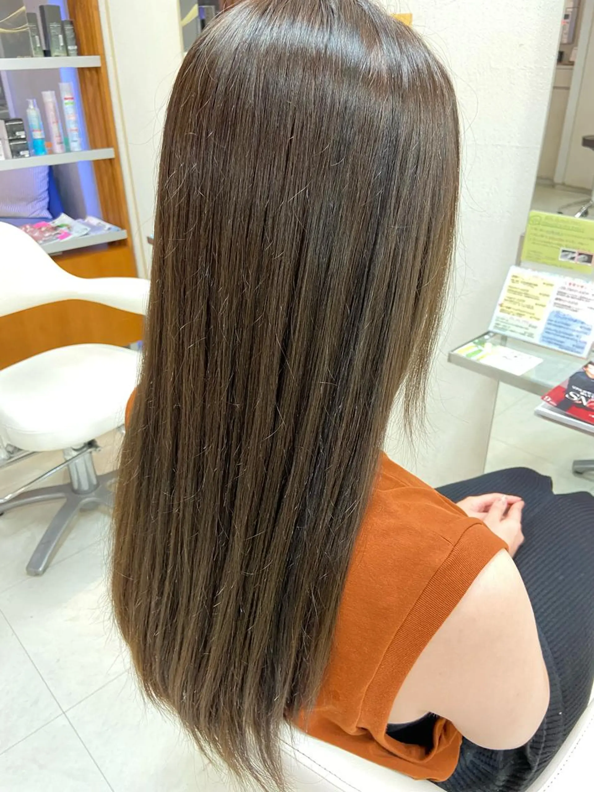 ロング カラー オリーブカラー 菊地 美憂のヘアスタイル